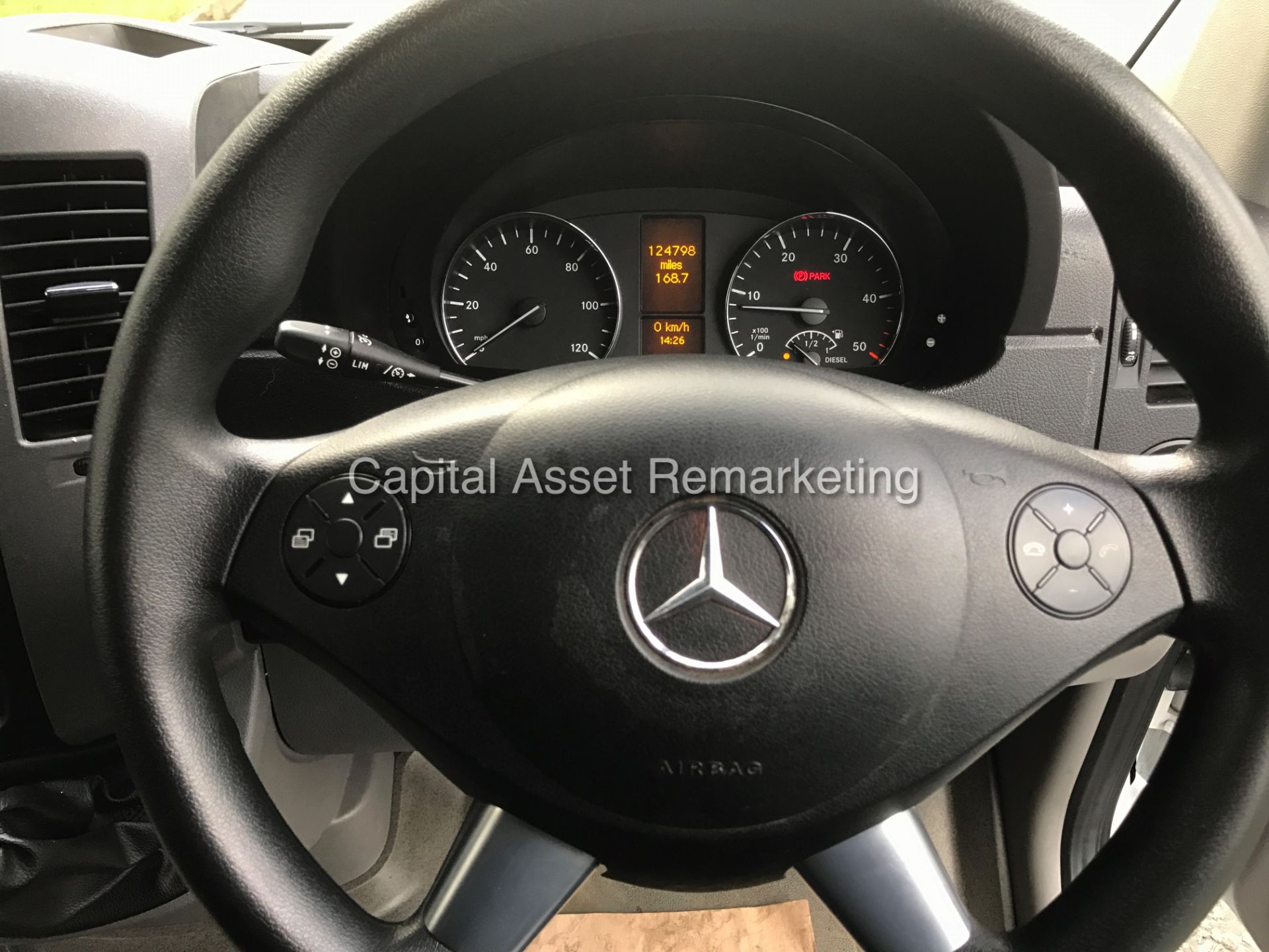 MERCEDES SPRINTER 313CDI "130BHP-6 SPEED" LWB HI TOP (2015 MODEL -NEW SHAPE) 1 OWNER - LOW MILES FSH - Image 16 of 18