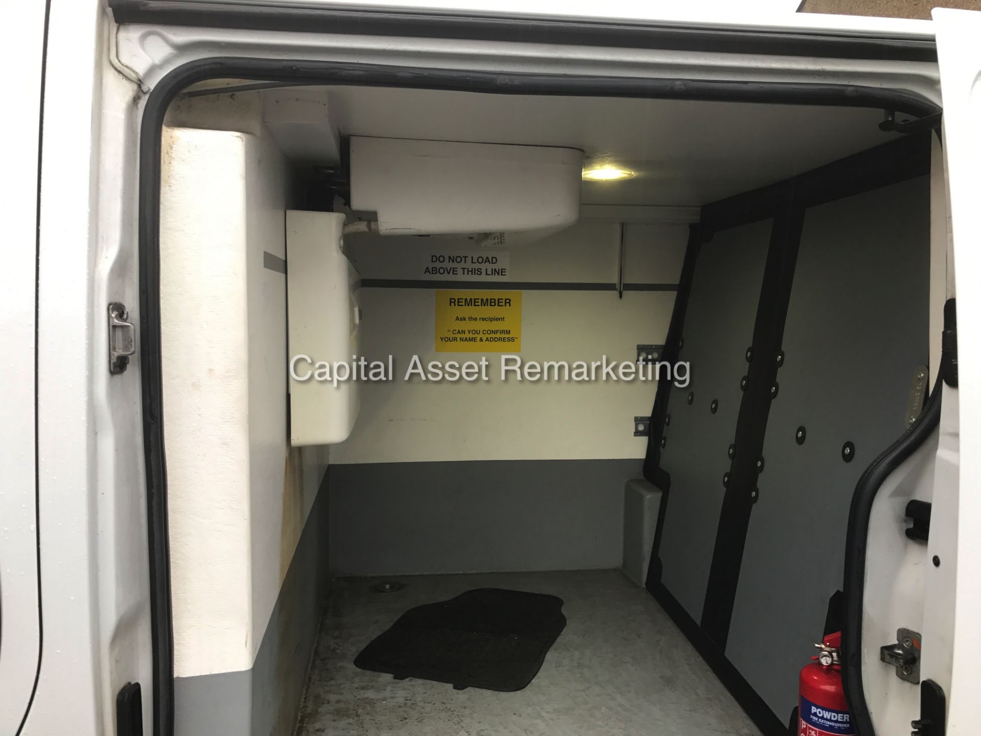 VAUXHALL VIVARO 2.0CDTI (115) "FRIDGE VAN" (2013 MODEL) 1 OWNER - GREAT SPEC- TEMPERATURE CONTROLLED - Image 15 of 15