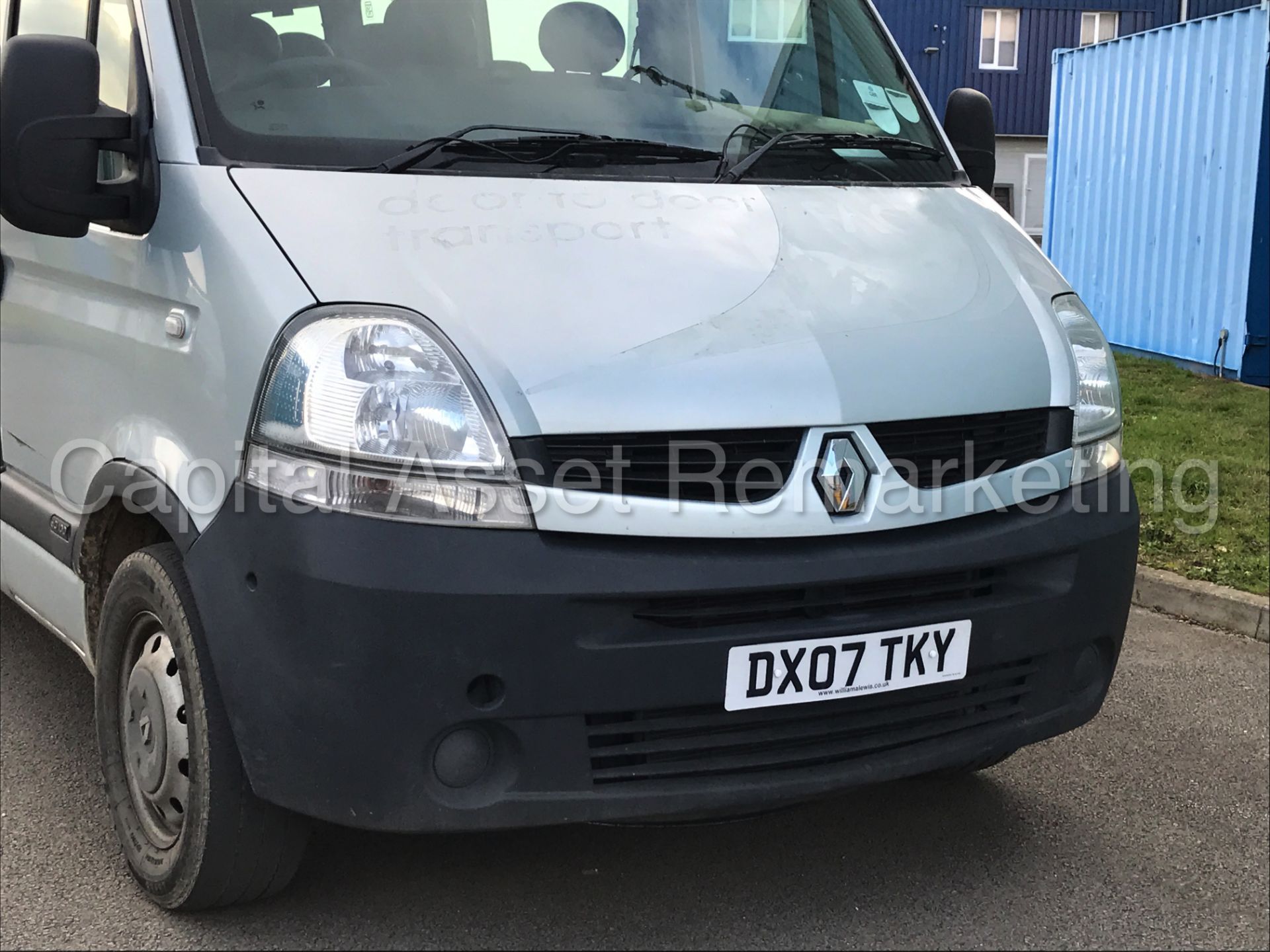 (On Sale) RENAULT MASTER LM39 'LWB - 13 SEATER BUS' (2007 - 07 REG) '2.5 DCI - 6 SPEED - AIR CON' - Image 9 of 22