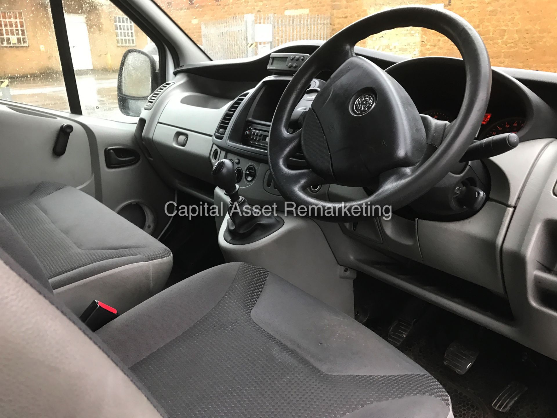 VAUXHALL VIVARO 2.0CDTI (115) "FRIDGE VAN" (2013 MODEL) 1 OWNER - GREAT SPEC- TEMPERATURE CONTROLLED - Image 8 of 15