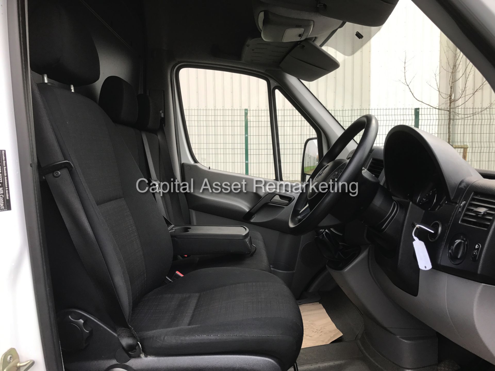 MERCEDES SPRINTER 313CDI "130BHP-6 SPEED" LWB HI TOP (2015 MODEL -NEW SHAPE) 1 OWNER - LOW MILES FSH - Image 9 of 18