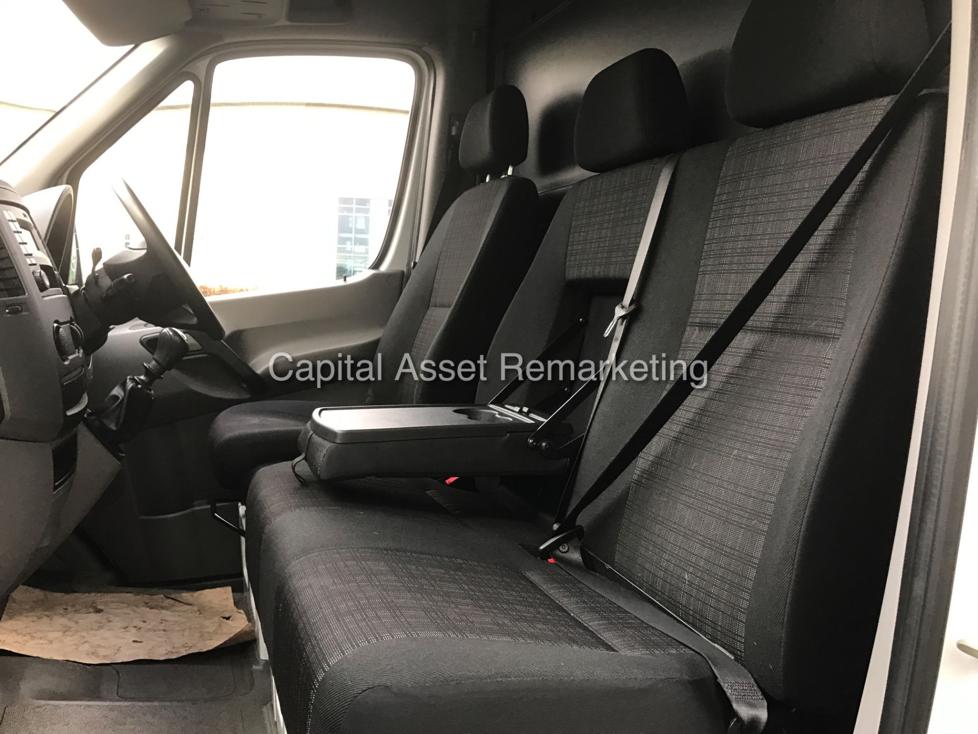 MERCEDES SPRINTER 313CDI "130BHP-6 SPEED" LWB HI TOP (2015 MODEL -NEW SHAPE) 1 OWNER - LOW MILES FSH - Image 15 of 18