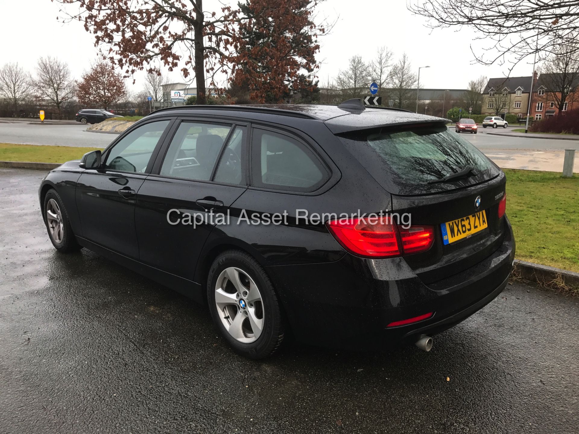 BMW 320D "EFFICIENT DYNAMICS - BLACK EDITION" ESTATE TOURING (2014 MODEL) 1 OWNER - GREAT SPEC - Image 5 of 24