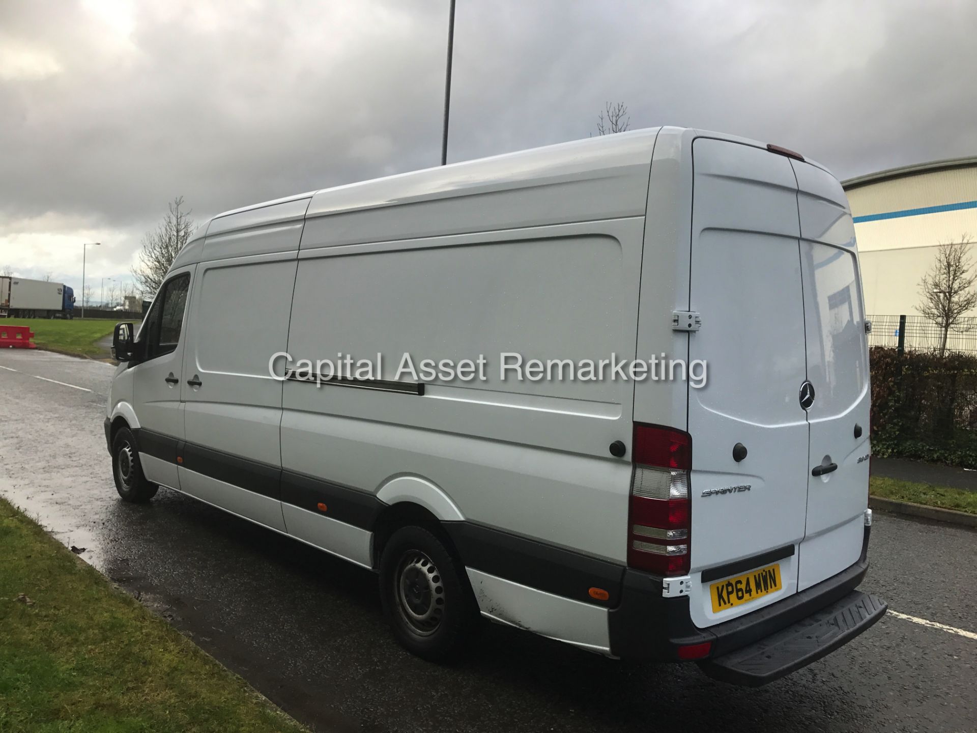 MERCEDES SPRINTER 313CDI "130BHP-6 SPEED" LWB HI TOP (2015 MODEL -NEW SHAPE) 1 OWNER - LOW MILES FSH - Image 4 of 18