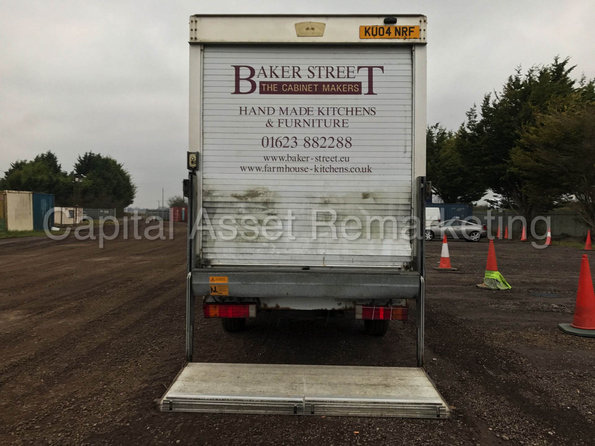 MERCEDES-BENZ SPRINTER 311 CDI 'LWB - LUTON / BOX VAN' (2004 - 04 REG) **ELECTRIC TAIL-LIFT** NO VAT - Image 8 of 17