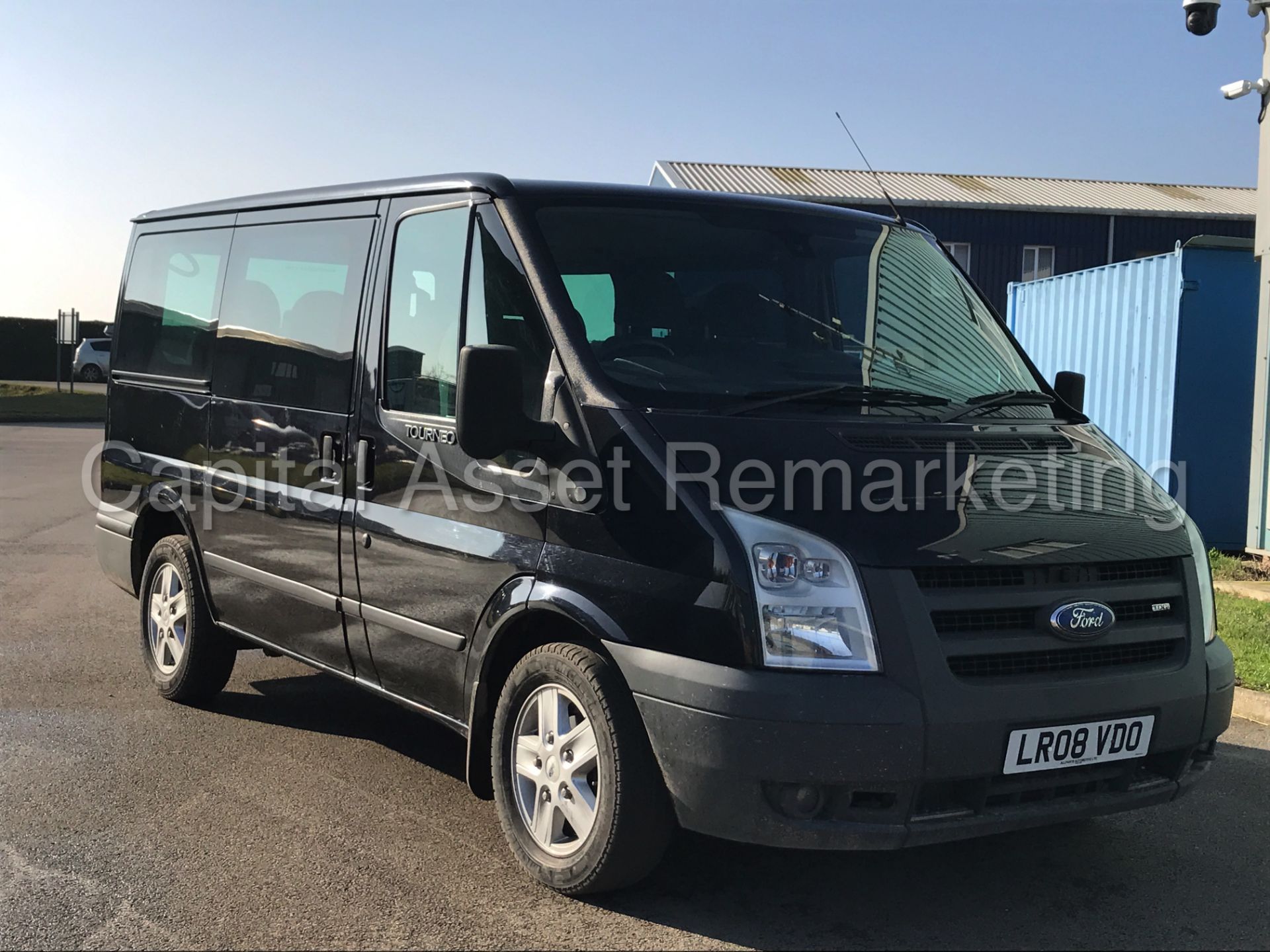 FORD TRANSIT TOURNEO 'GLX EDITION' (2008) '2.2 TDCI - 9 SEATER BUS - AIR CON ' *HUGE SPEC* (NO VAT) - Image 2 of 32