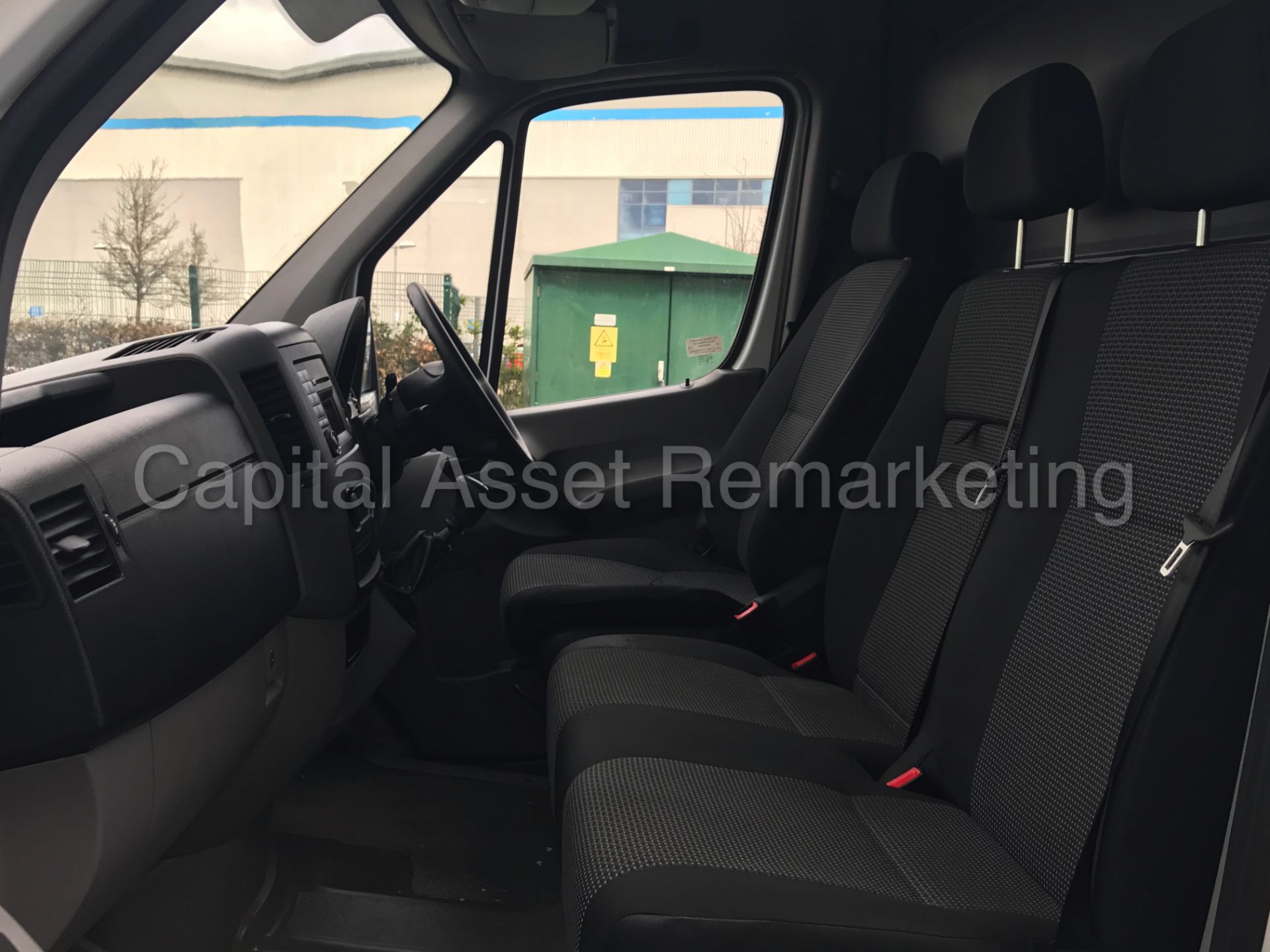 MERCEDES-BENZ SPRINTER 313 CDI 'LWB HI-ROOF' (2014 MODEL) '130 BHP - 6 SPEED - CRUISE' (1 OWNER) - Image 16 of 20