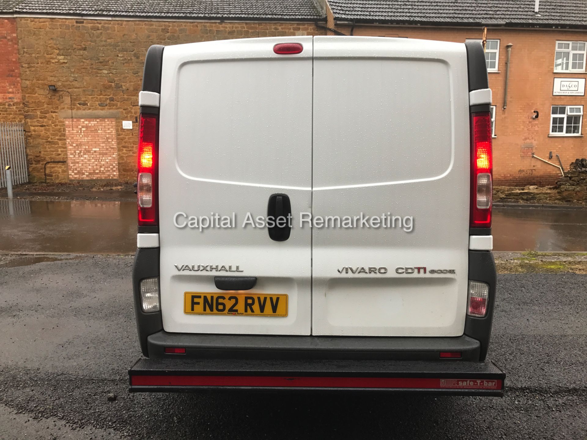 (ON SALE) VAUXHALL VIVARO 2.0CDTI (115) FRIDGE VAN - THERMO KING FRIDGE UNIT - (2013) MODEL -1 OWNER - Image 5 of 15