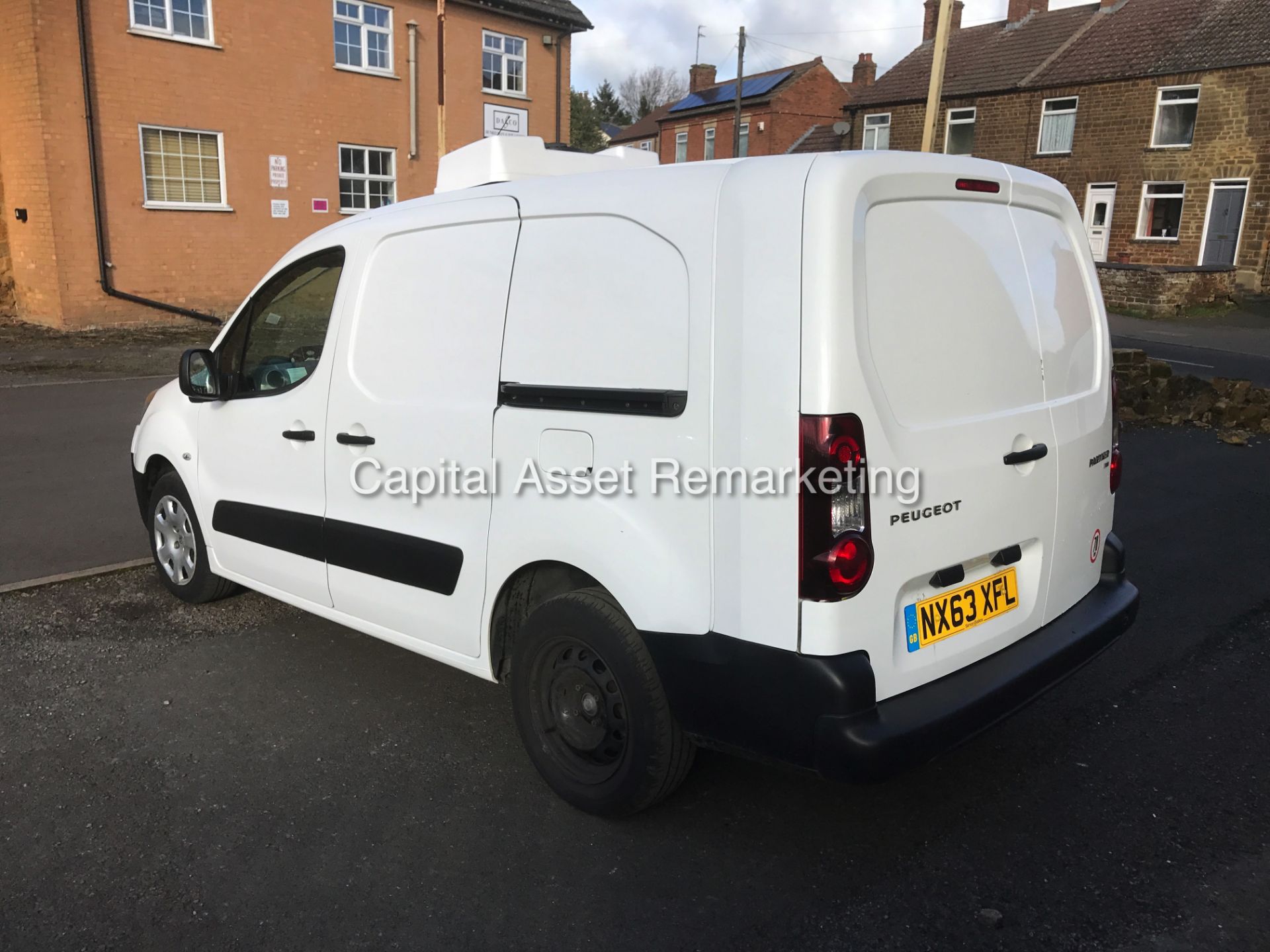 (ON SALE) PEUGEOT PARTNER 1.6HDI "ECO" LWB FRIDGE VAN (2014 MODEL) 1 OWNER - ELEC PACK "GAH" - Image 7 of 17