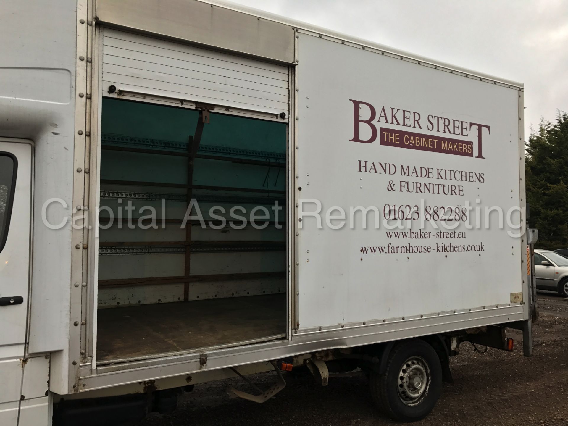 MERCEDES-BENZ SPRINTER 311 CDI 'LWB - LUTON / BOX VAN' (2004 - 04 REG) **ELECTRIC TAIL-LIFT** NO VAT - Image 10 of 17