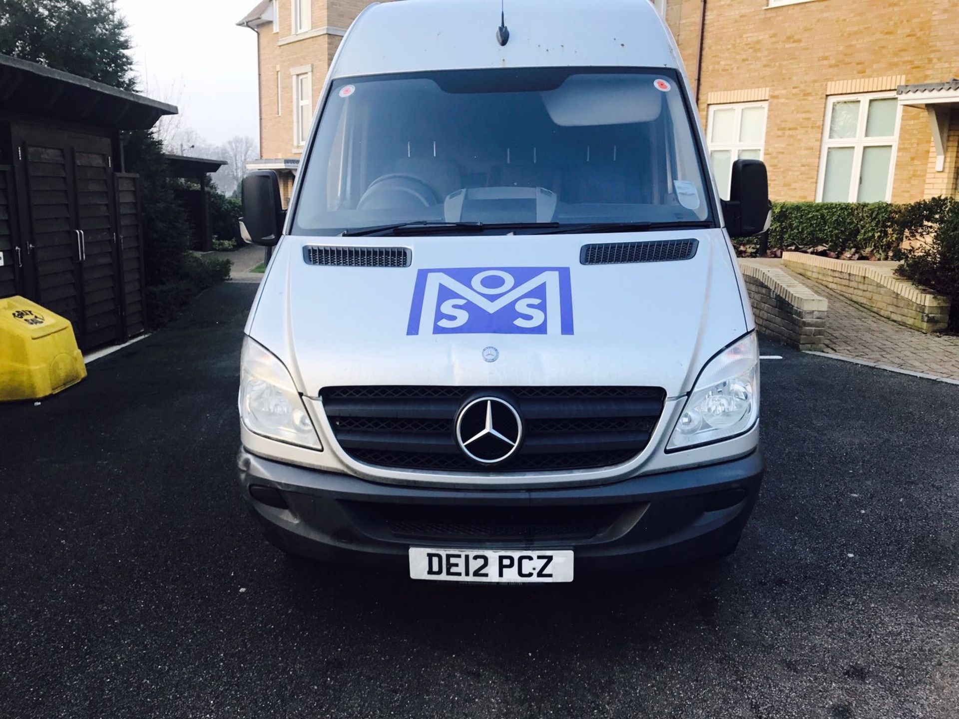 MERCEDES SPRINTER 313CDI LONG WHEEL BASE / HIGH ROOF - 2013 MODEL - 1 PREVIOUS OWNER - SILVER - LOOK - Image 4 of 9