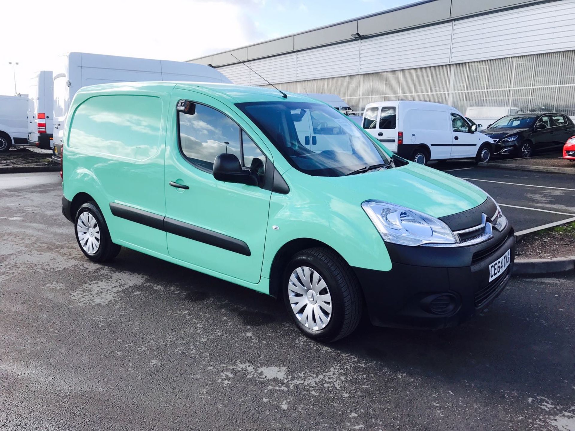 CITROEN BERLINGO 1.6HDI "E" LX SPEC - AIRDREAM - (2015 MODEL) 1 OWNER - GREAT SPEC - SLD - LOOK!!!