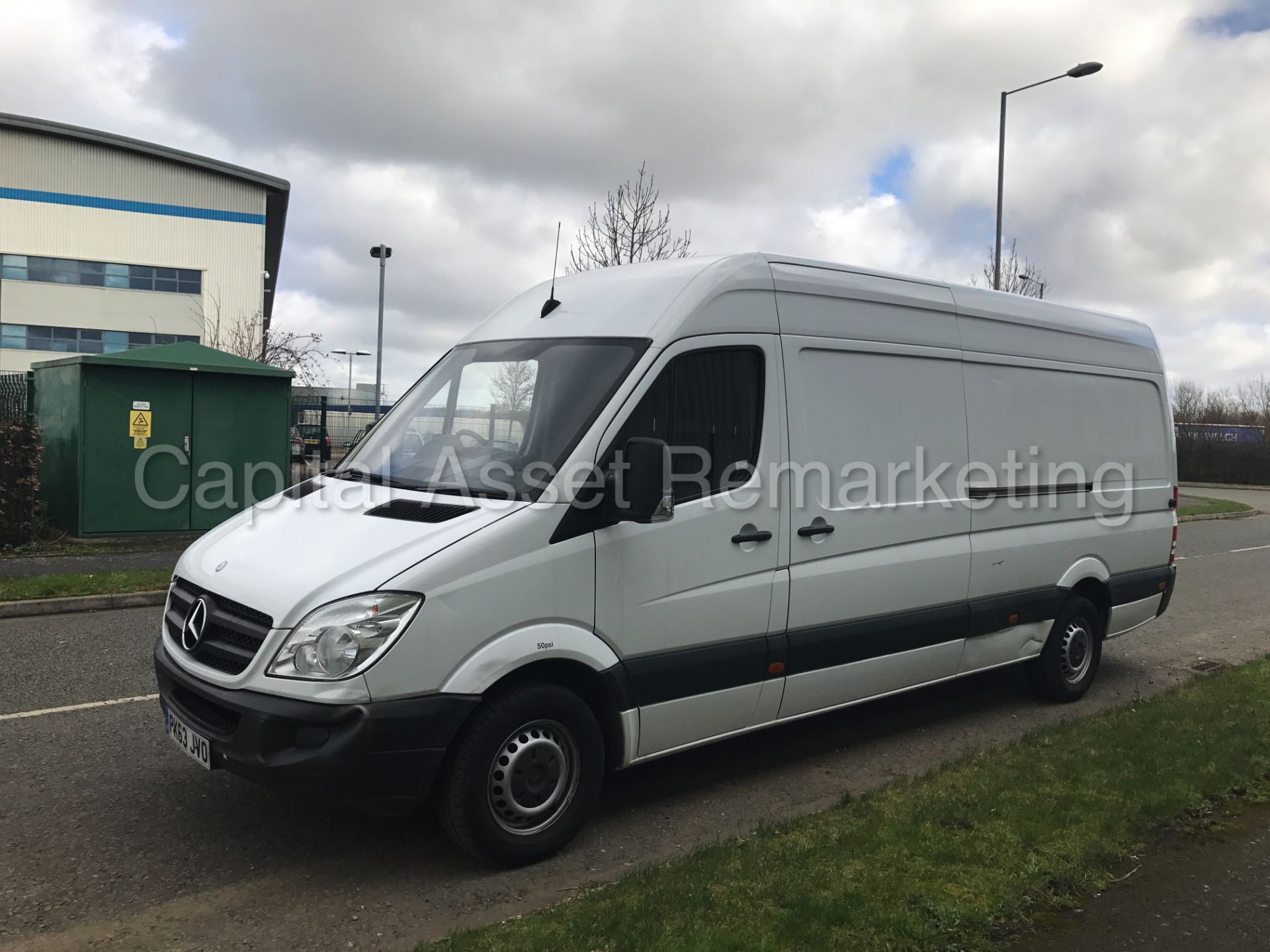 MERCEDES-BENZ SPRINTER 313 CDI 'LWB HI-ROOF' (2014 MODEL) '130 BHP - 6 SPEED - CRUISE' (1 OWNER) - Image 5 of 20