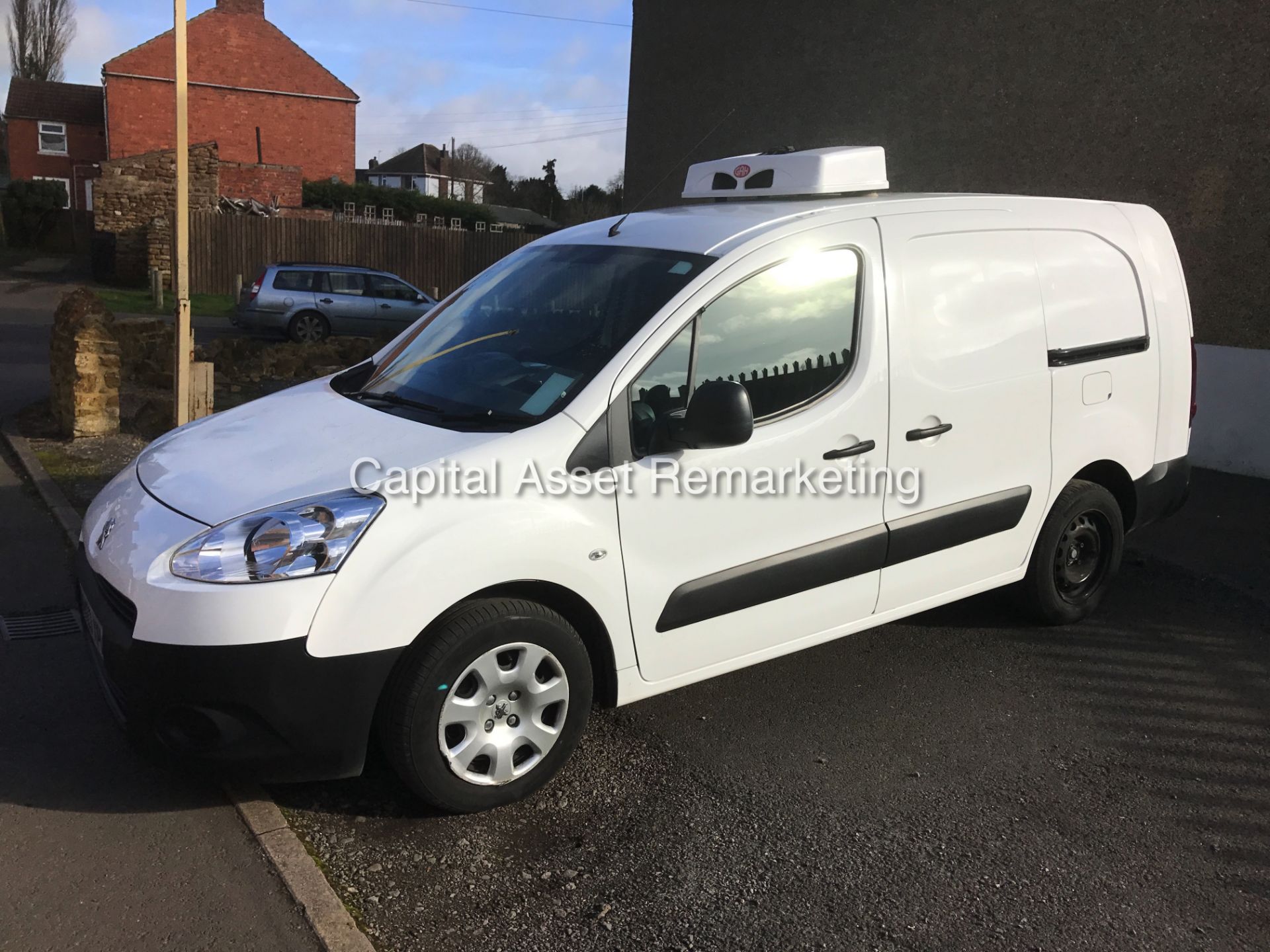 (ON SALE) PEUGEOT PARTNER 1.6HDI "ECO" LWB FRIDGE VAN (2014 MODEL) 1 OWNER - ELEC PACK "GAH" - Image 5 of 17