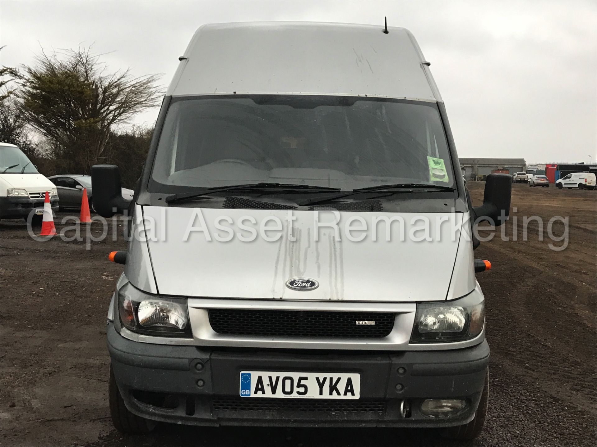 FORD TRANSIT 135 T350 'XLWB HI-ROOF' *JUMBO* (2005) '2.4 TDCI - 135 PS - 6 SPEED' - Image 2 of 16