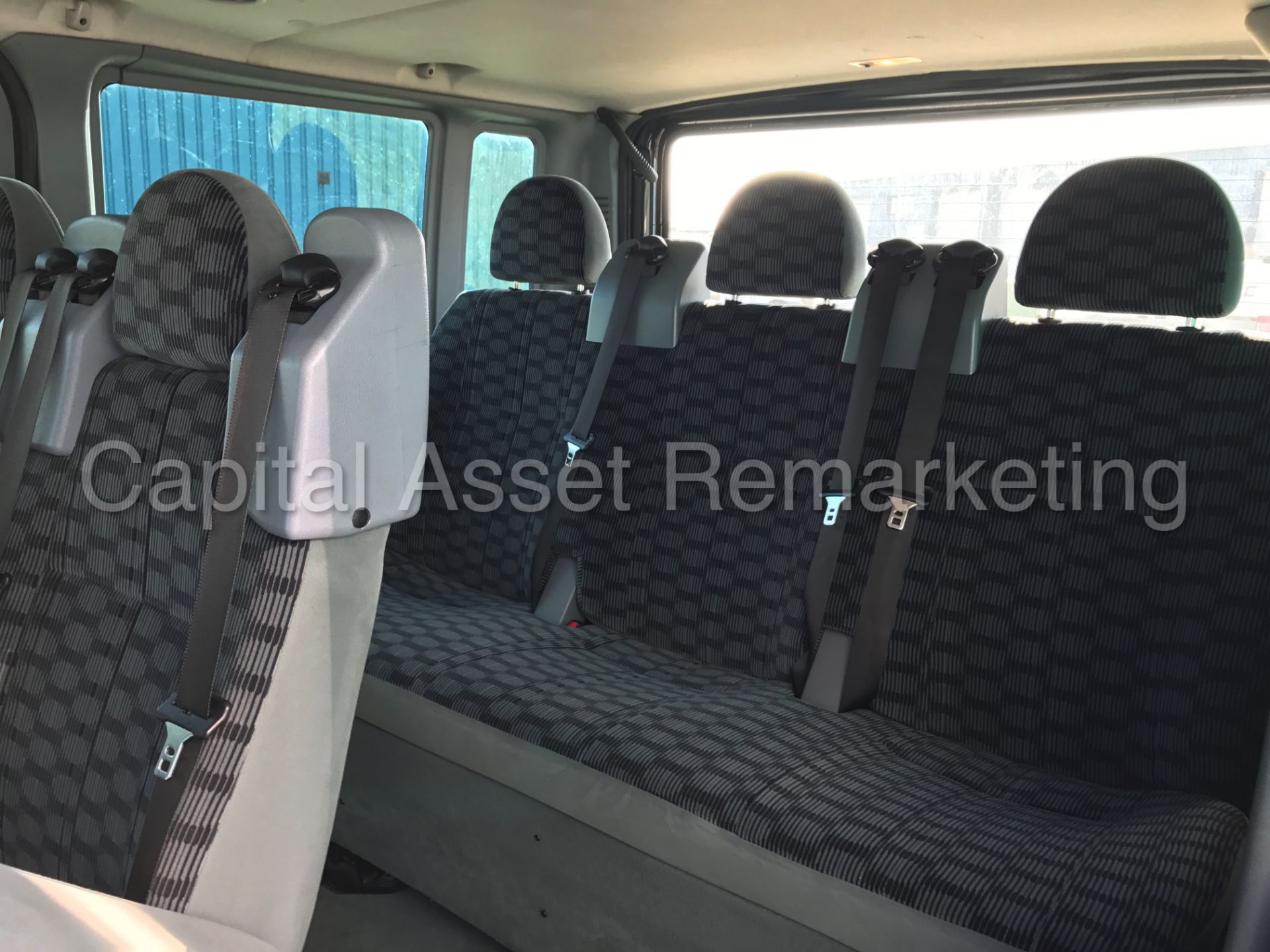 FORD TRANSIT TOURNEO 'GLX EDITION' (2008) '2.2 TDCI - 9 SEATER BUS - AIR CON ' *HUGE SPEC* (NO VAT) - Image 12 of 32