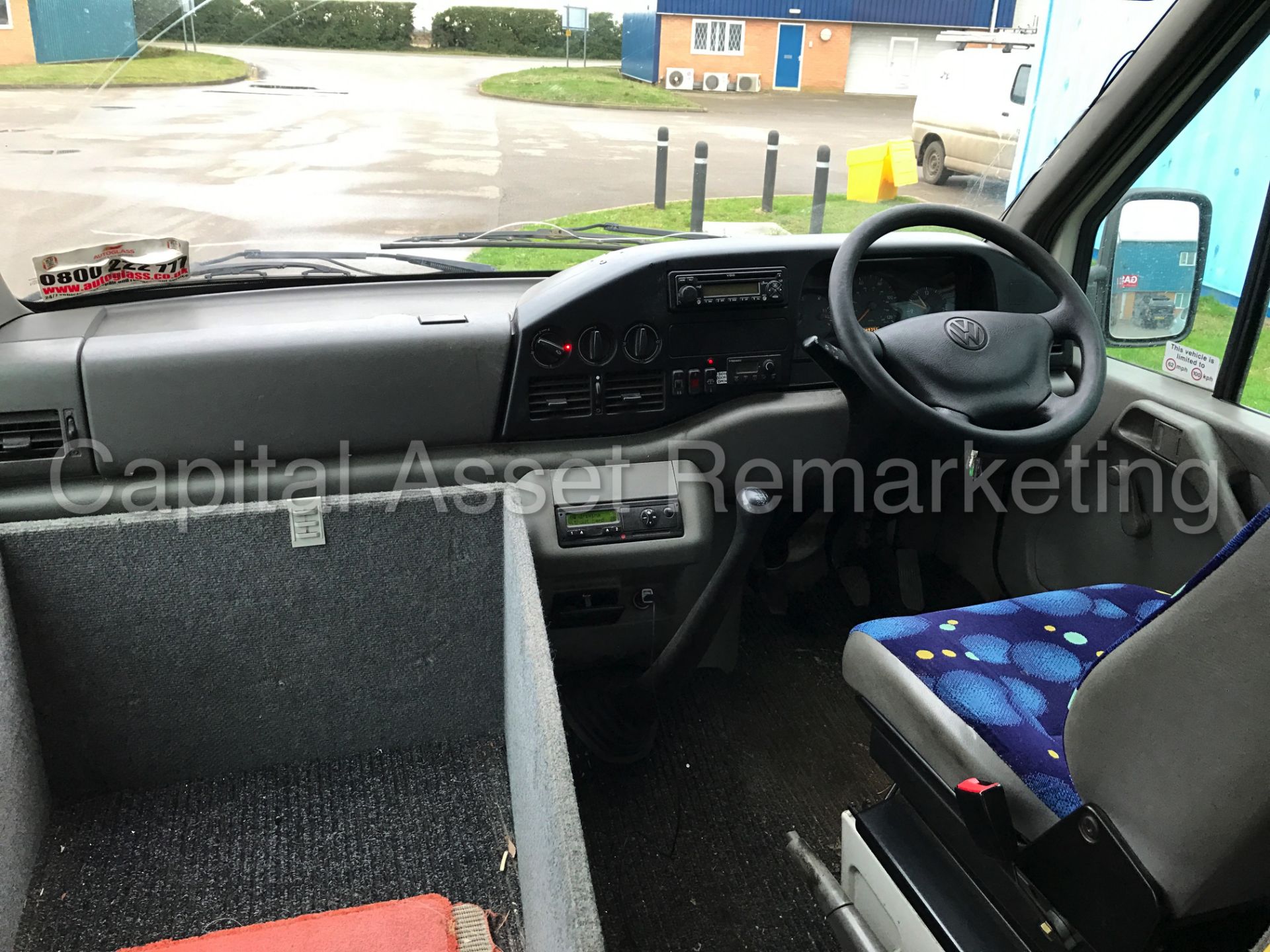 (On Sale) VOLKSWAGEN LT 46 '15 SEATER BUS / COACH' (2007 MODEL) '2.5 TDI - LWB - COIF' **VERY RARE** - Image 10 of 17