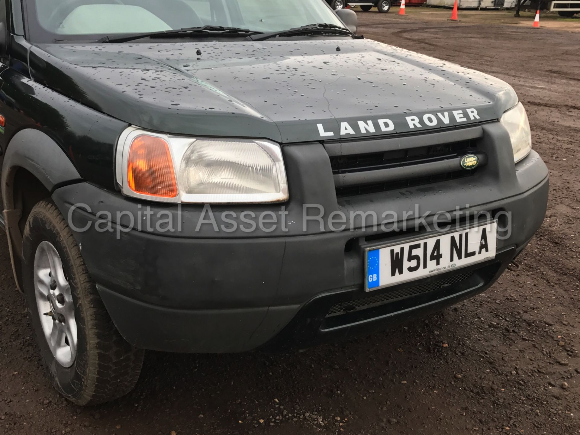 LAND ROVER FREELANDER (W REG - 2000) 1.8 PETROL - 5 SPEED - AIR CON - ELEC PACK (NO VAT - SAVE 20%) - Image 9 of 19