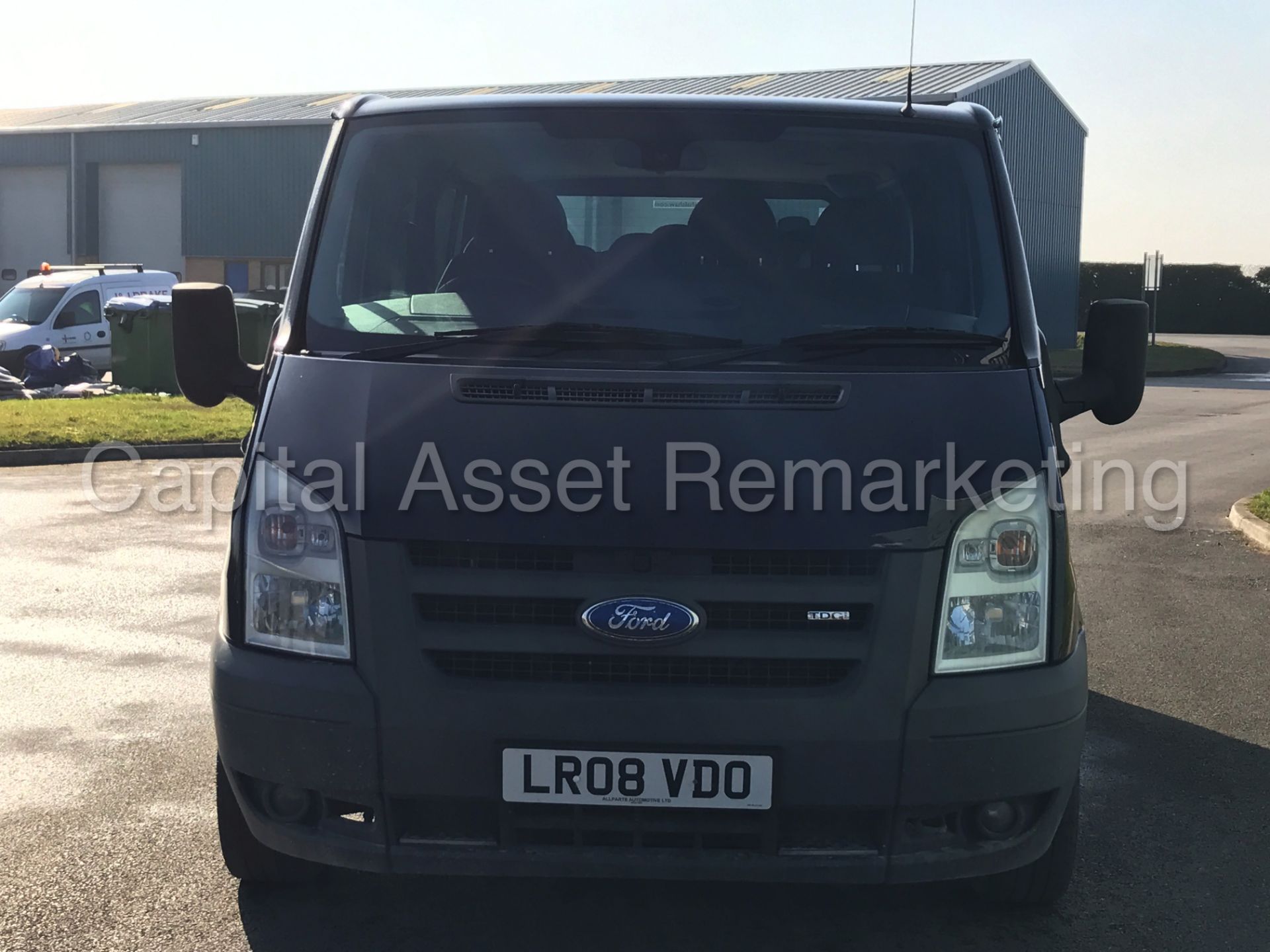 FORD TRANSIT TOURNEO 'GLX EDITION' (2008) '2.2 TDCI - 9 SEATER BUS - AIR CON ' *HUGE SPEC* (NO VAT) - Image 3 of 32