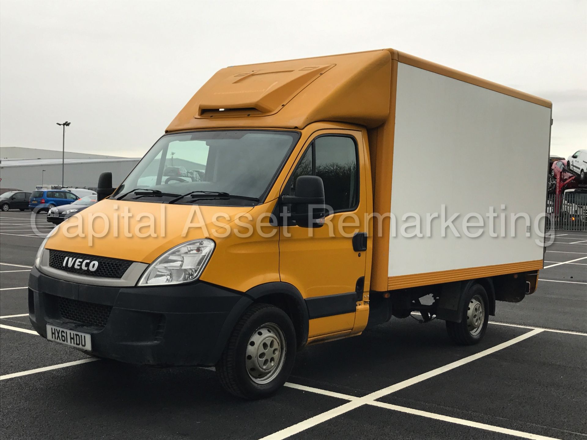 IVECO DAILY 35S13 'FRIDGE / FREEZER BOX' (2012 MODEL) '2.3 DIESEL - 5 SPEED' (1 COMPANY OWNER) - Image 4 of 21