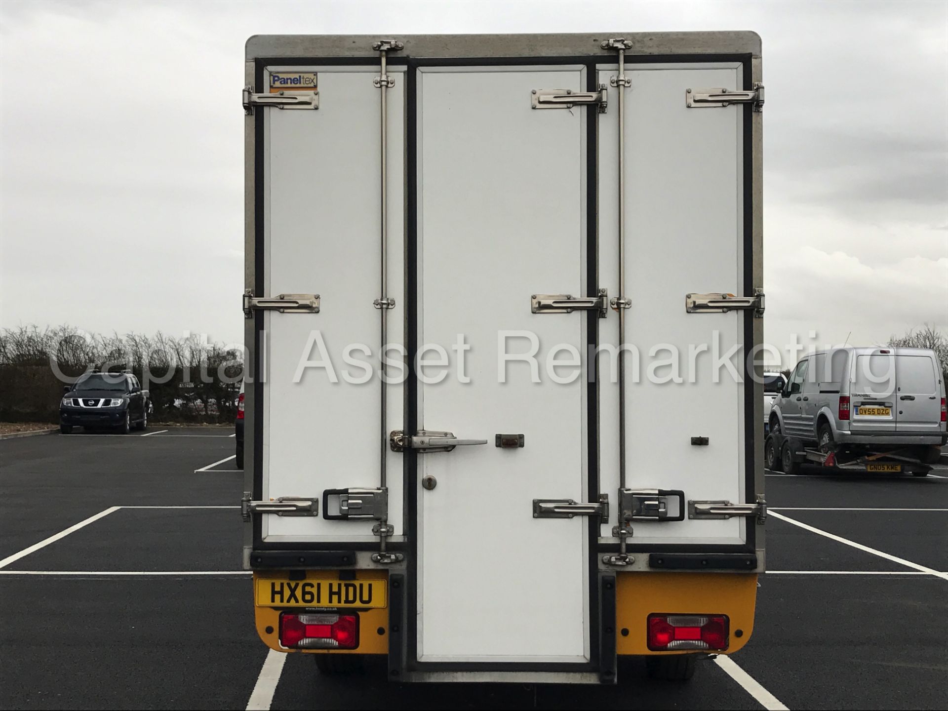 IVECO DAILY 35S13 'FRIDGE / FREEZER BOX' (2012 MODEL) '2.3 DIESEL - 5 SPEED' (1 COMPANY OWNER) - Image 7 of 21