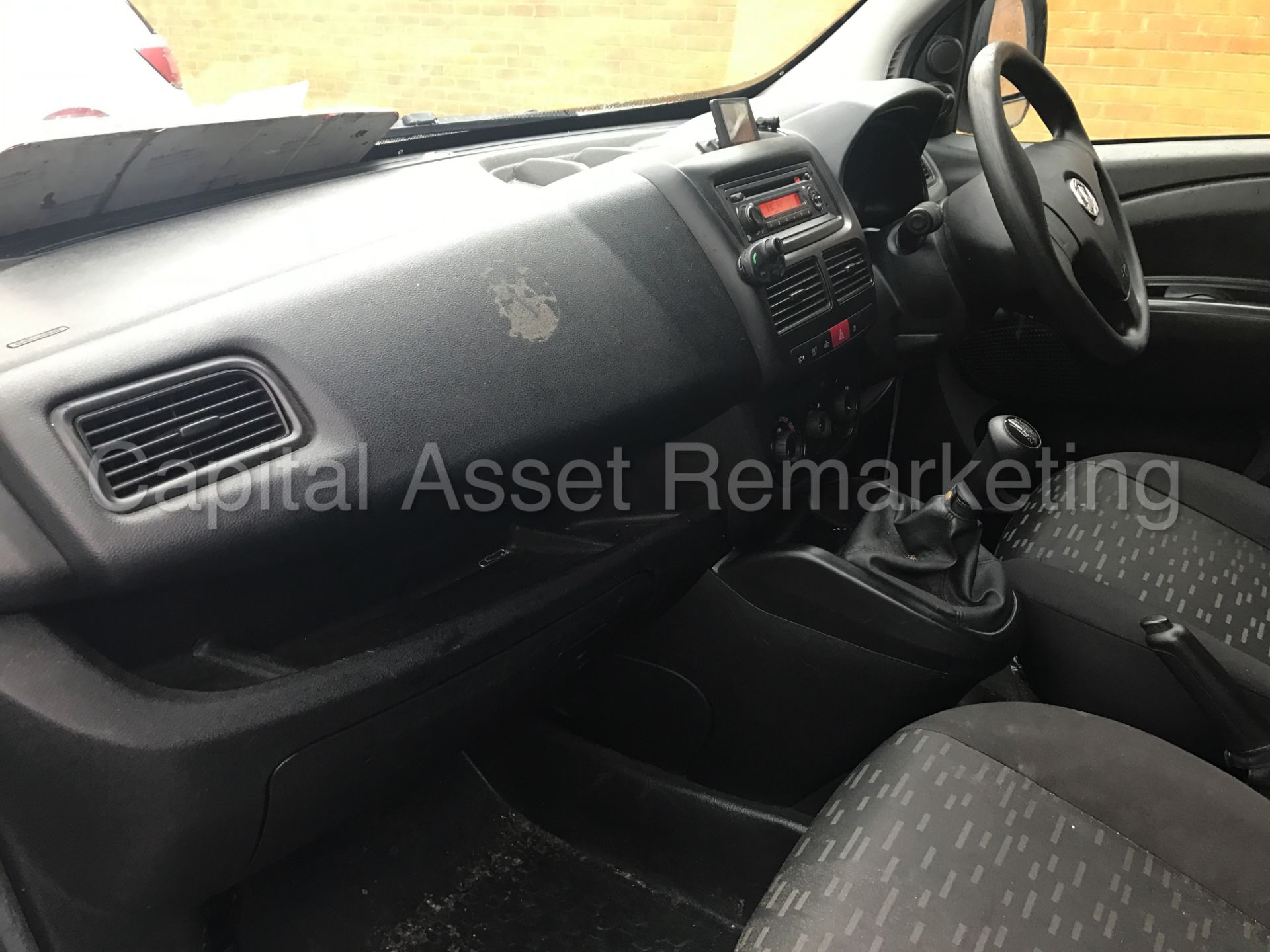 (On Sale) VAUXHALL COMBO 2000 L1H1 (2014 - 14 REG) 'CDTI - ECO FELX - DIESEL - 5 SPEED' (50 MPG+) - Image 15 of 18