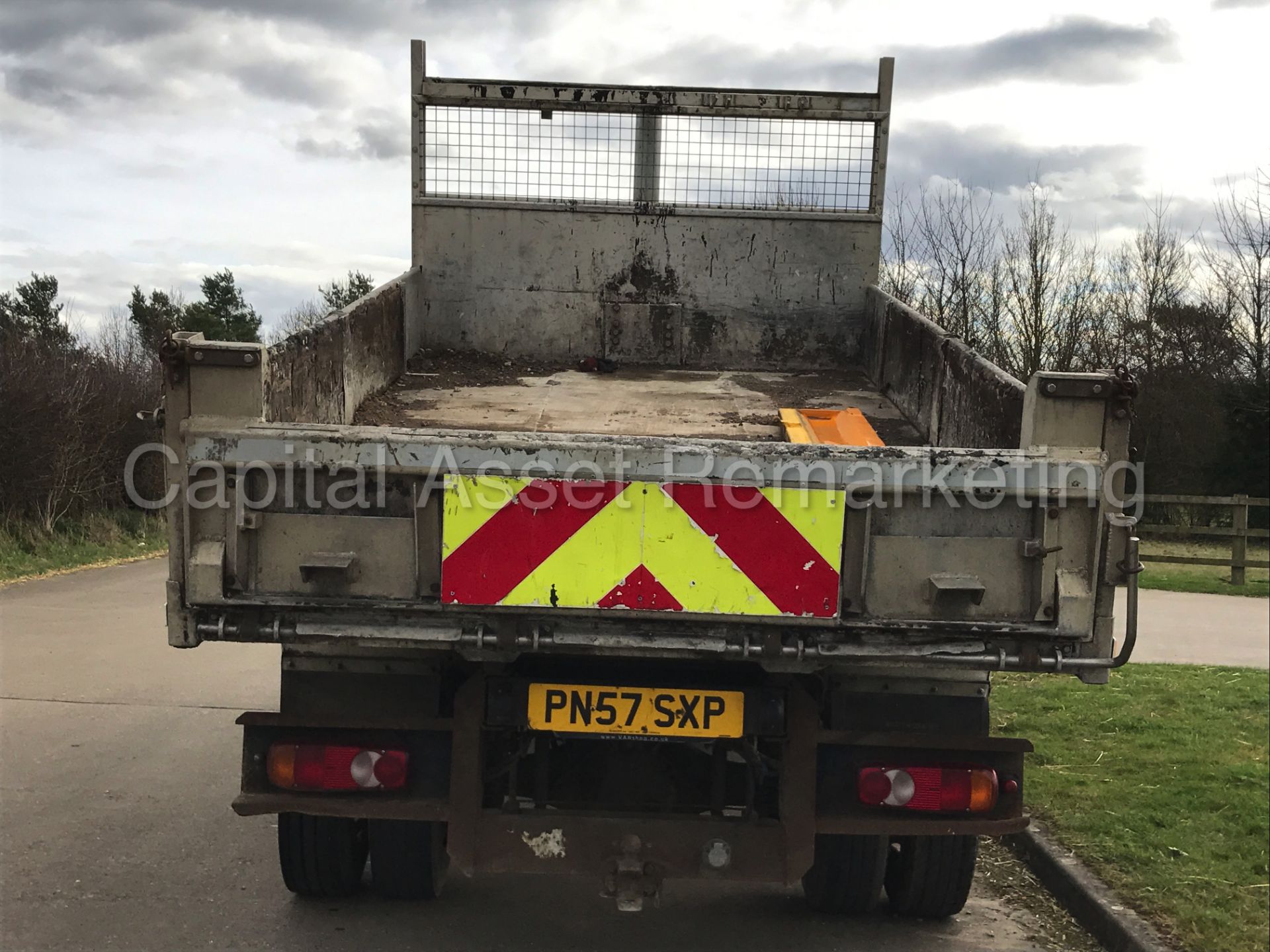 MITSUBISHI FUSO CANTER 75-7C18 'TIPPER' (2008 MODEL) '4.9 DIESEL - 7500 KG - 6 SPEED' (LOW MILES) - Image 6 of 18