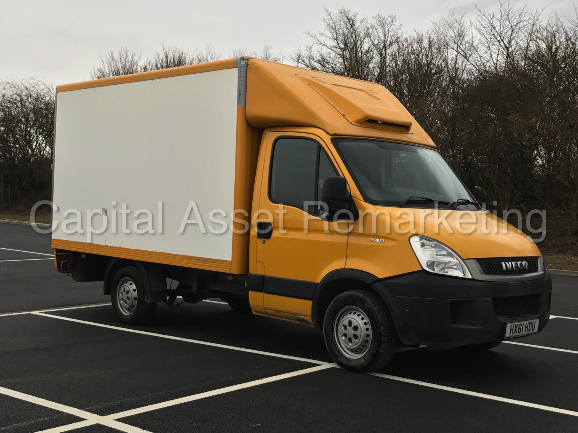 IVECO DAILY 35S13 'FRIDGE / FREEZER BOX' (2012 MODEL) '2.3 DIESEL - 5 SPEED' (1 COMPANY OWNER)