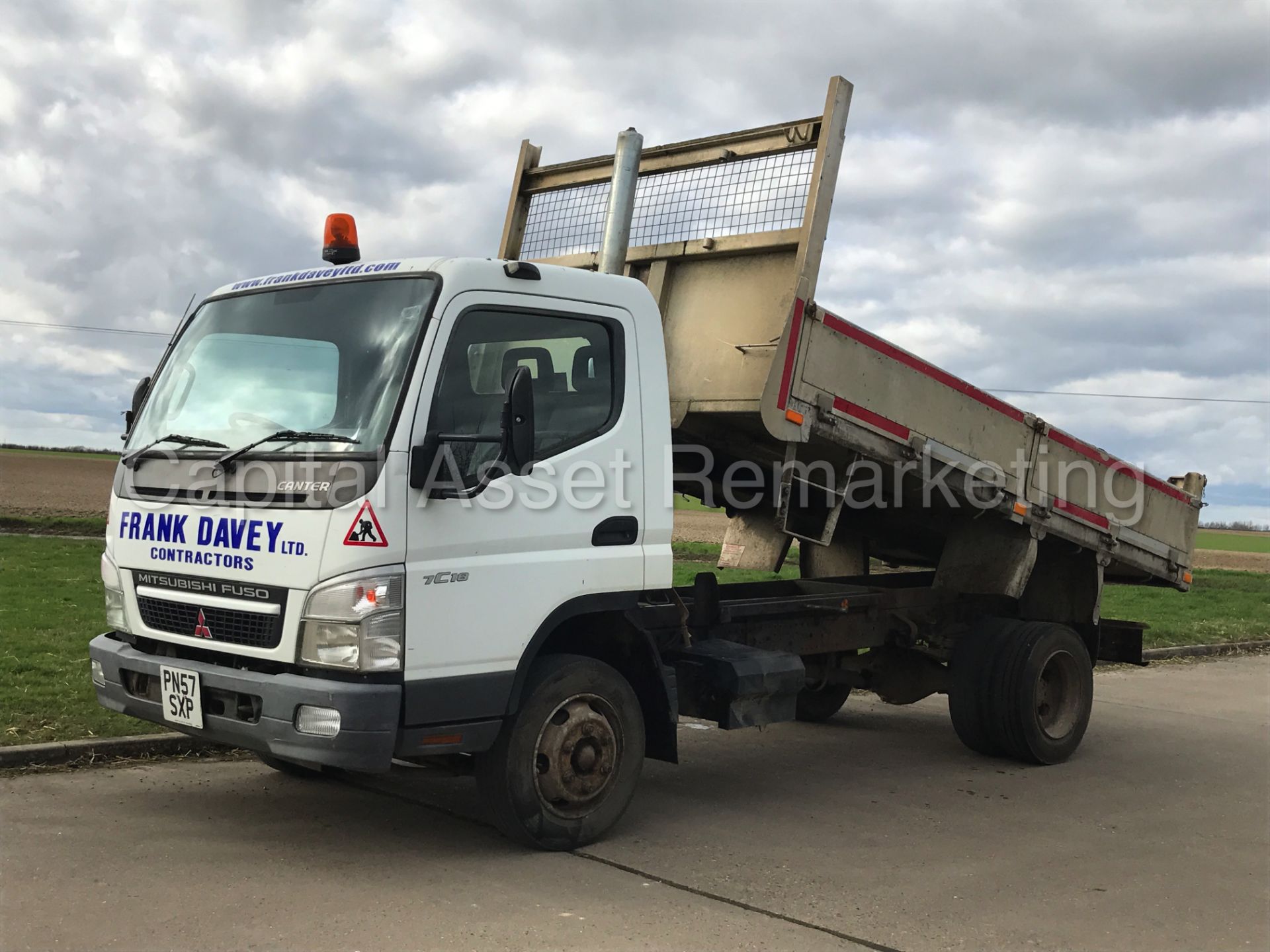 MITSUBISHI FUSO CANTER 75-7C18 'TIPPER' (2008 MODEL) '4.9 DIESEL - 7500 KG - 6 SPEED' (LOW MILES) - Image 3 of 18