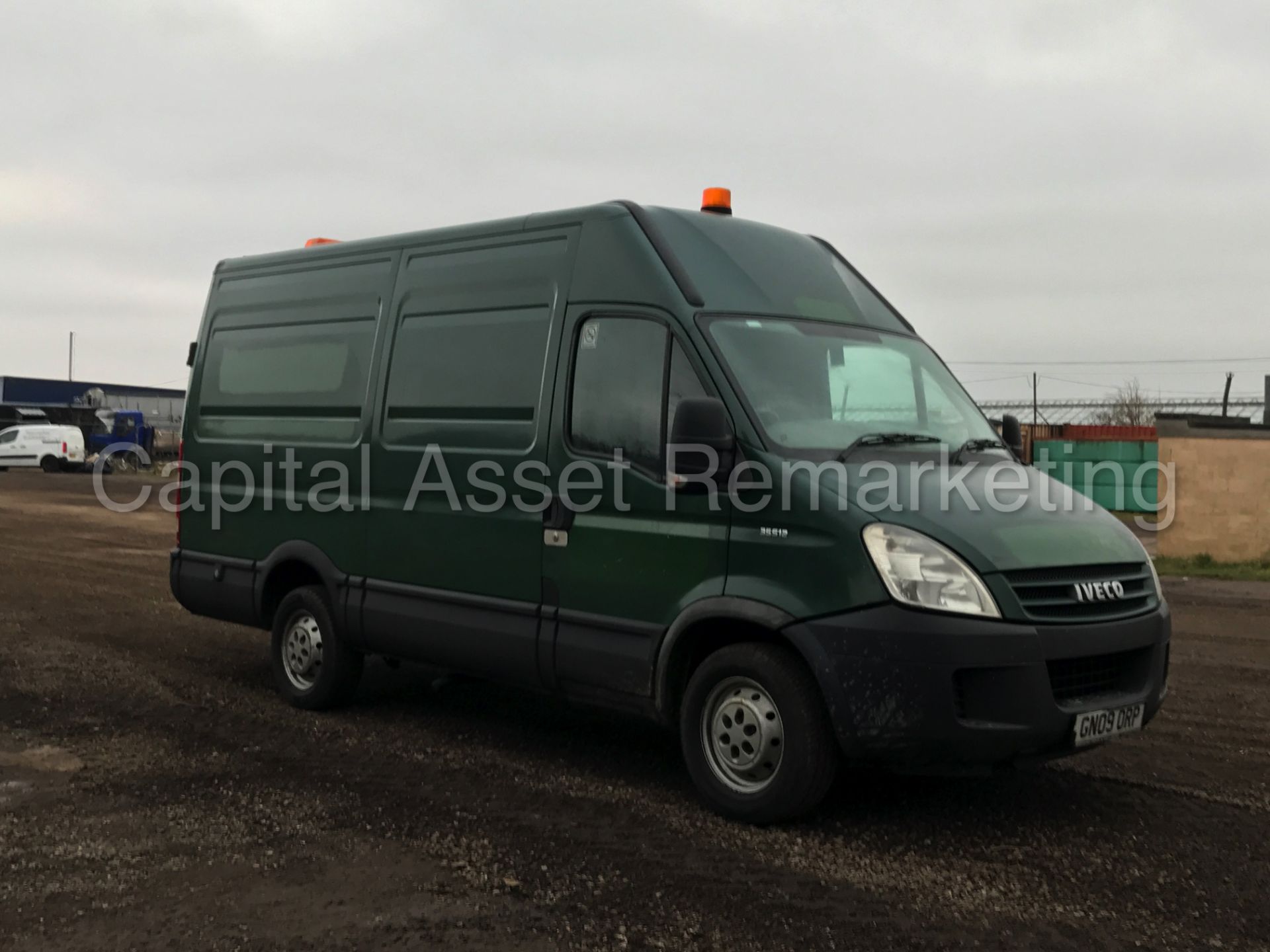 IVECO DAILY 35S12 'MWB HI-ROOF' (2009) '2.3 DIESEL - 120 BHP - 5 SPEED' (1 COMPANY OWNER) - Image 2 of 15