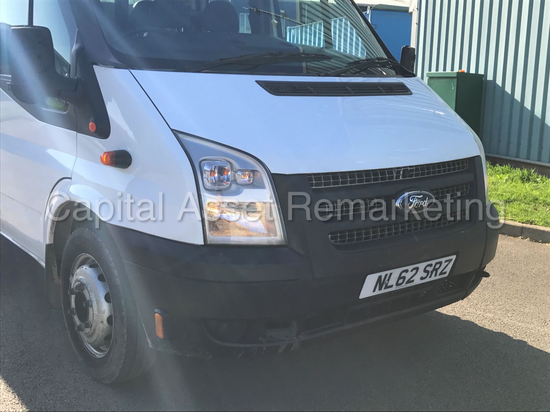FORD TRANSIT 100 T350 RWD 'D/CAB TIPPER' (2013 MODEL) '2.2 TDCI - 6 SPEED' (1 COMPANY OWNER) - Image 15 of 29