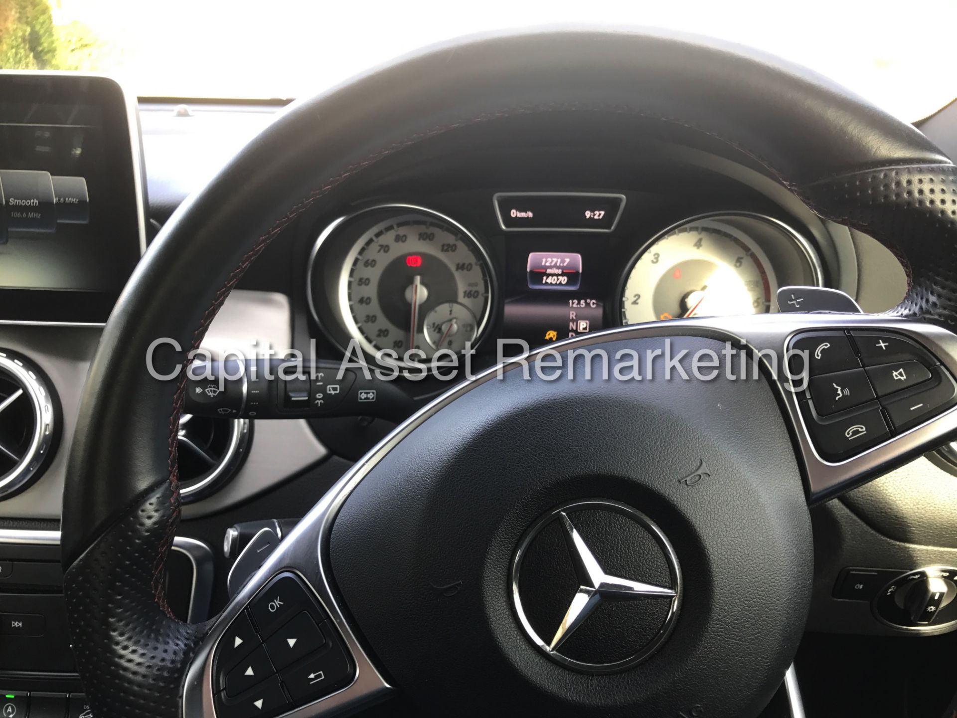 (On Sale) MERCEDES GLA 220d 7G TRONIC "AMG LINE SPORT" 4 MATIC AWD (2016 MODEL) 1 OWNER - HUGE SPEC - Image 19 of 23