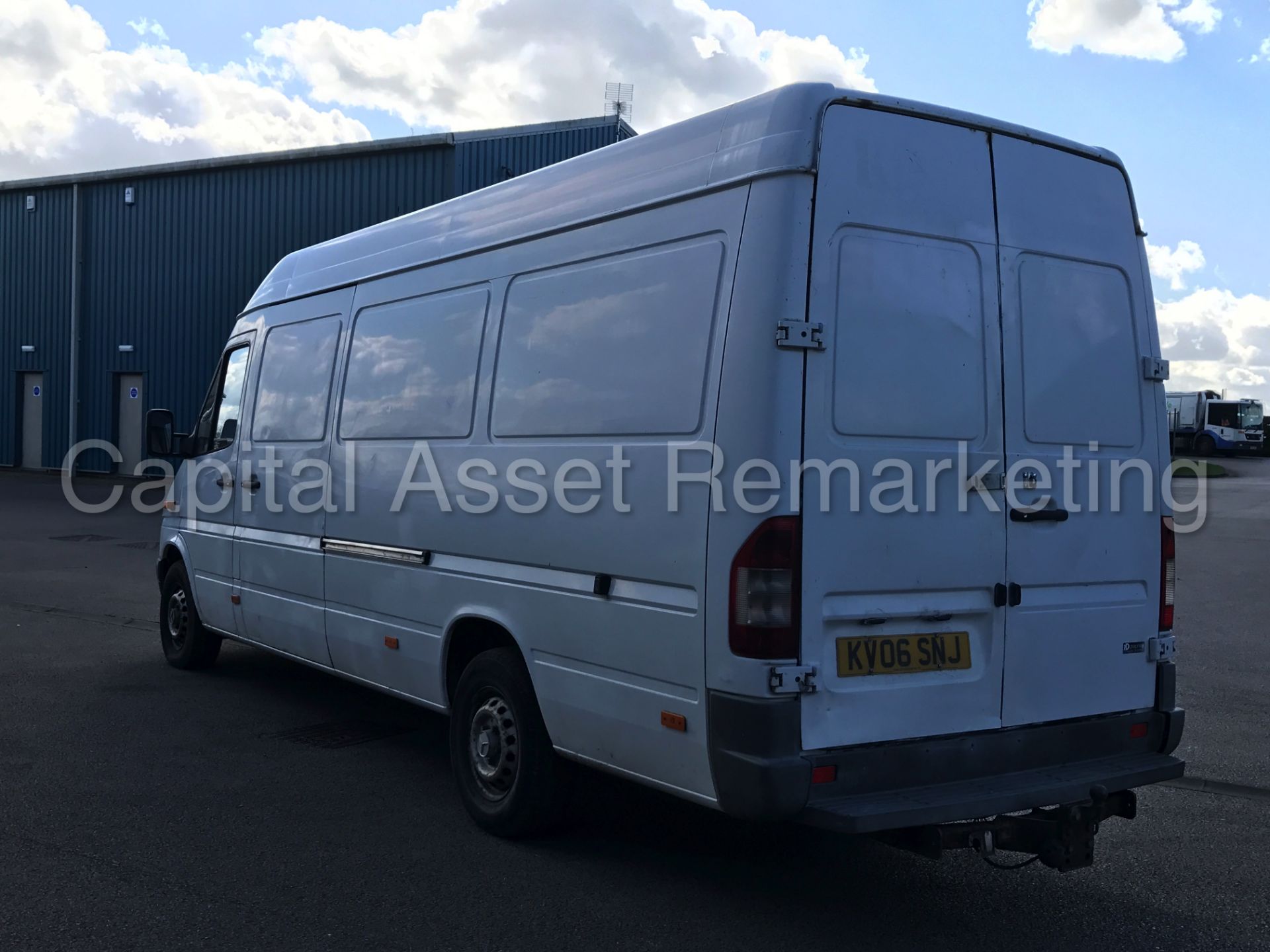 (On Sale) MERCEDES-BENZ SPRINTER 313 CDI 'LWB HI-ROOF' (2006 - 06 REG) '2.2 CDI - 130 BHP' (NO VAT) - Image 5 of 15