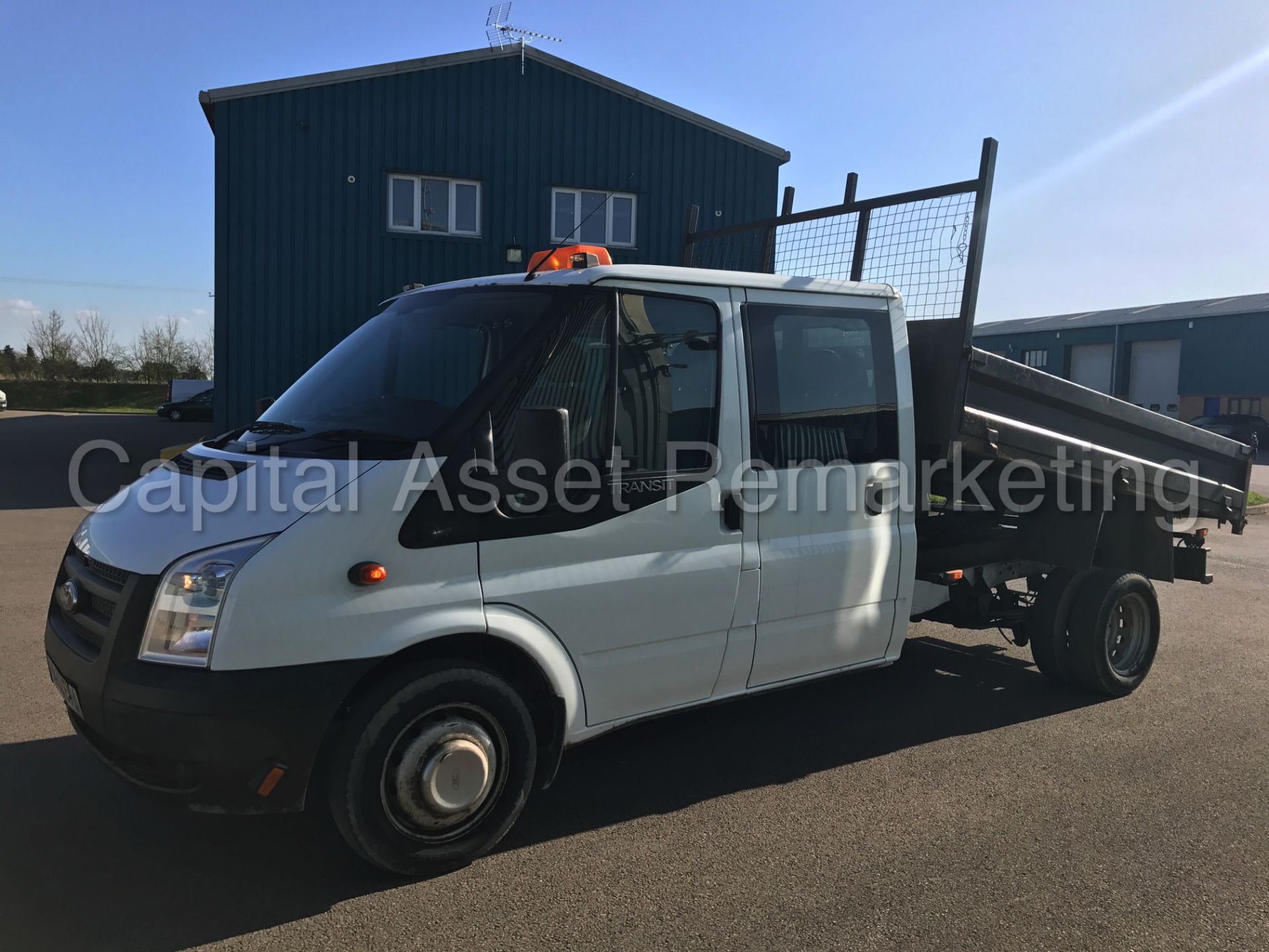 FORD TRANSIT 100 T350 RWD 'D/CAB TIPPER' (2013 MODEL) '2.2 TDCI - 6 SPEED' (1 COMPANY OWNER) - Image 7 of 29