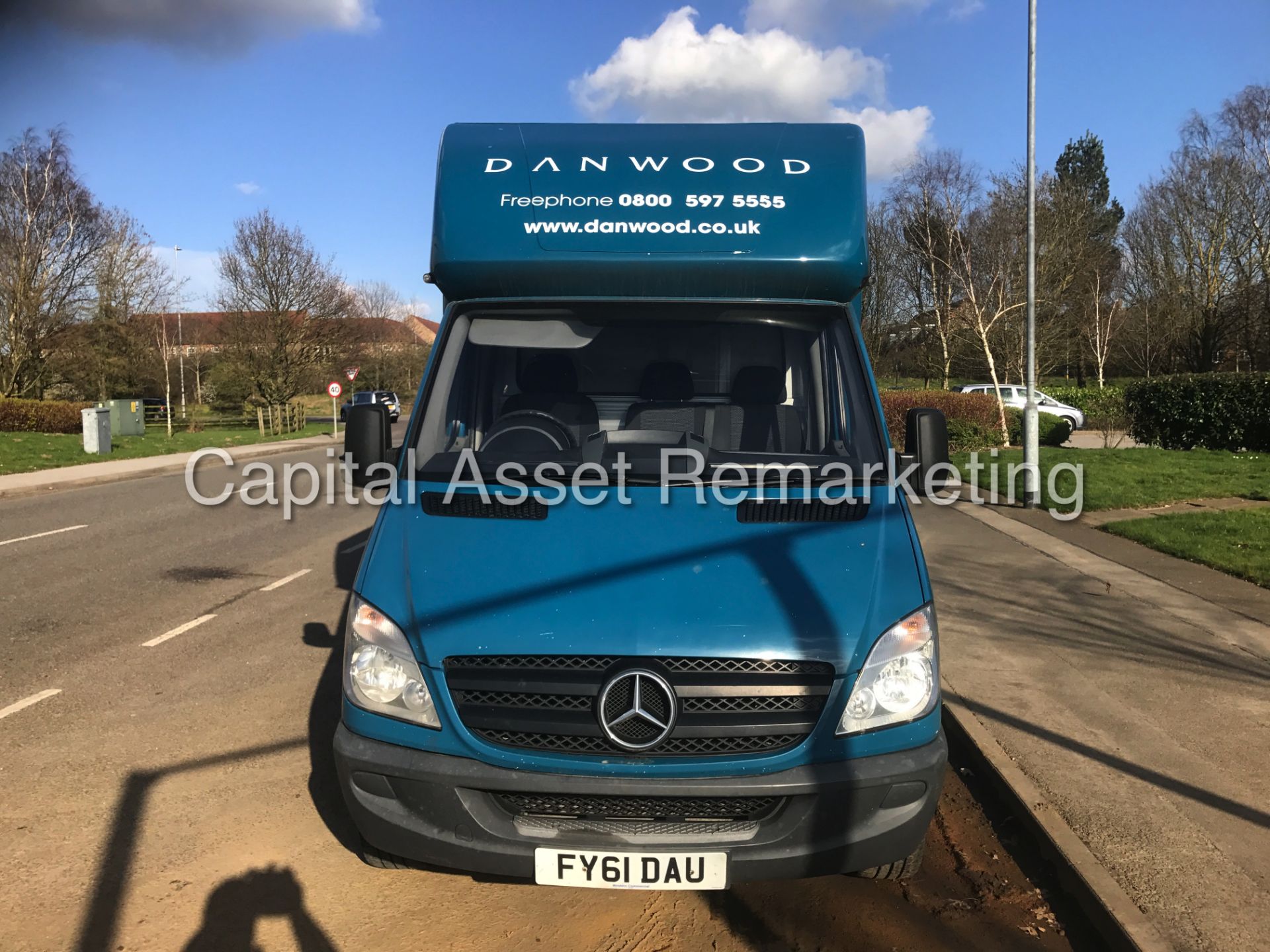 MERCEDES-BENZ SPRINTER 313CDI "130BHP - 6 SPEED" LWB - LUTON-BOX (2012 MODEL) 1 OWNER - TAIL LIFT - Image 2 of 15