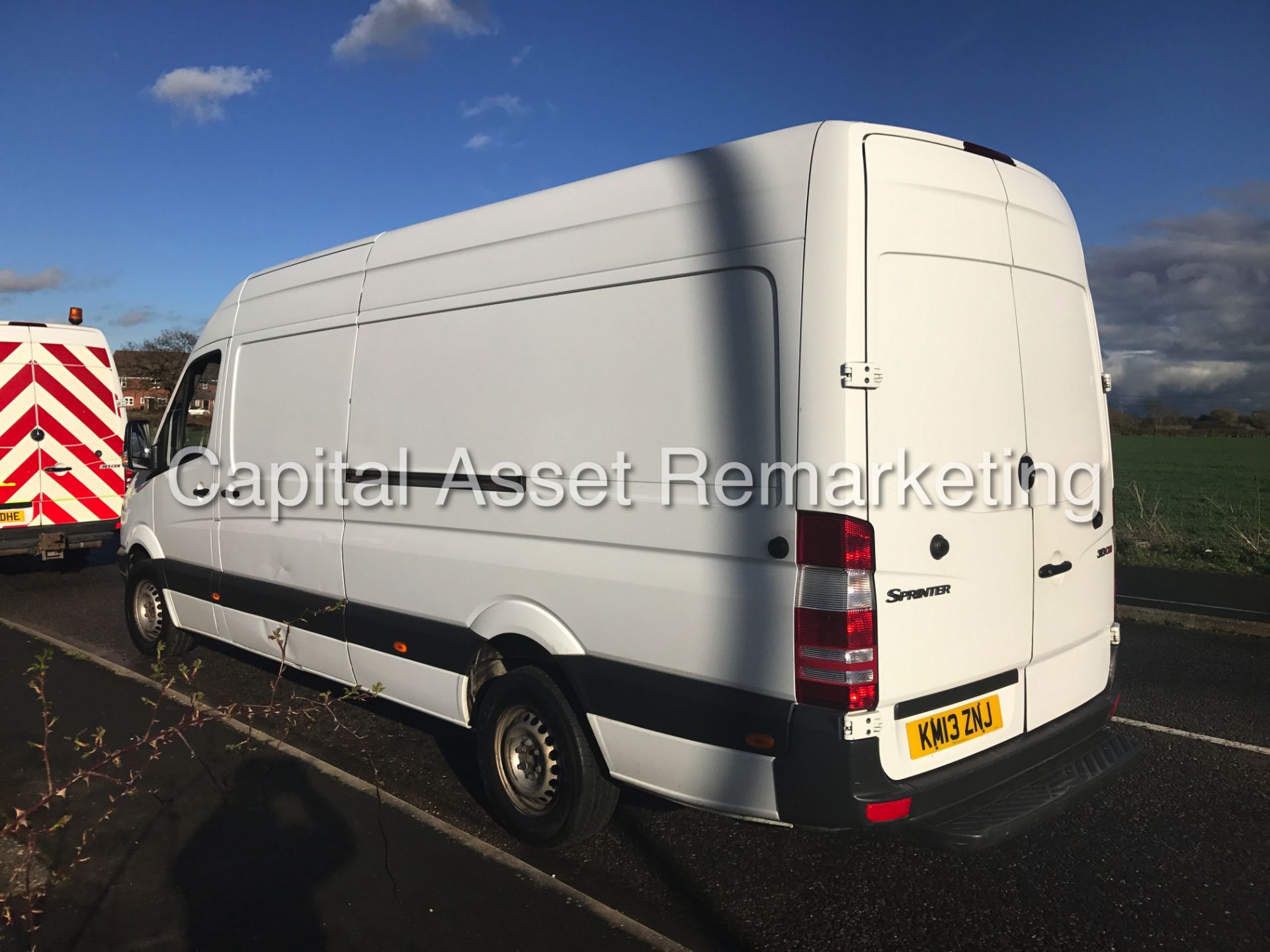 (ON SALE) MERCEDES SPRINTER 313CDI "130BHP -6 SPEED" LWB (13 REG) 1 OWNER - ELEC PACK - CRUISE - Image 3 of 13