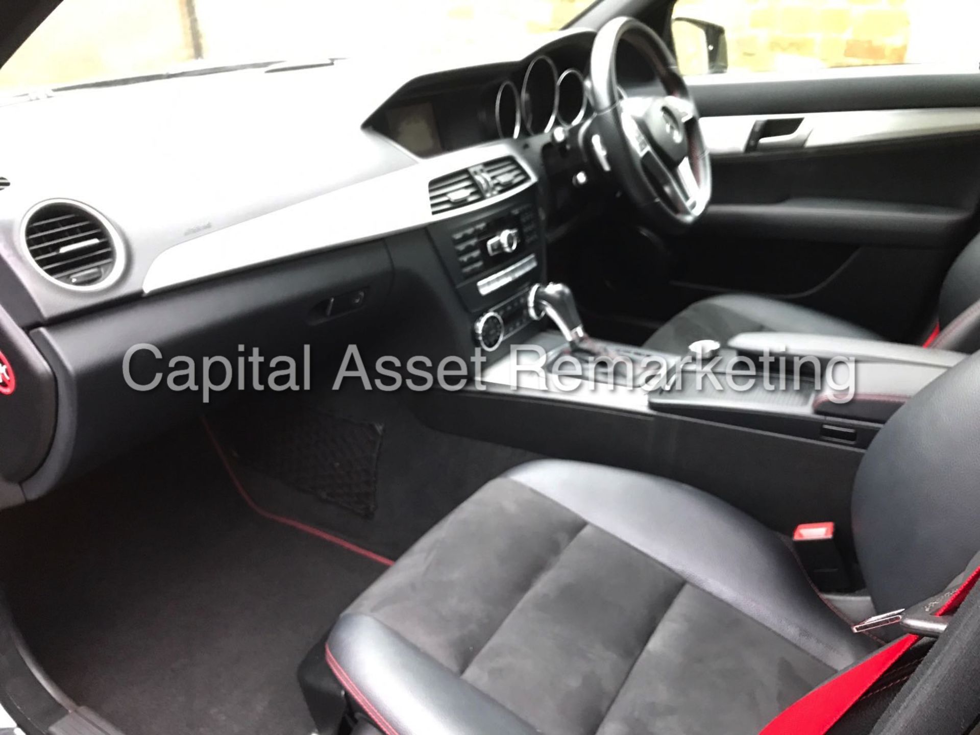 MERCEDES C220CDI AUTO "AMG SPORT PLUS - BLACK EDITION" (13 REG) 1 OWNER - MASSIVE SPEC - SAT NAV!! - Image 13 of 14