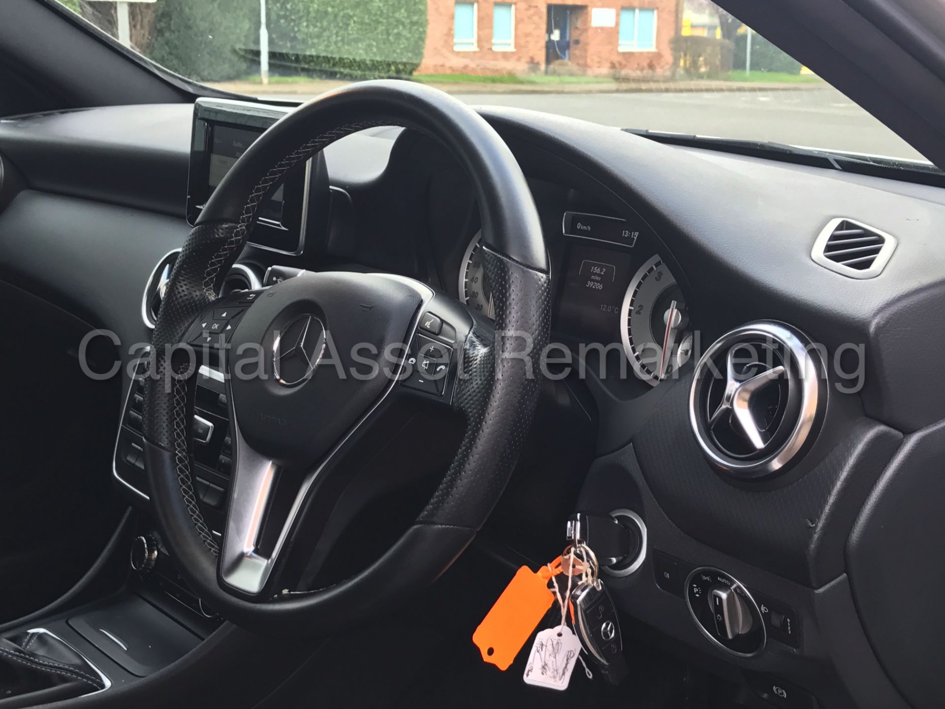 MERCEDES-BENZ A200 CDI 'SPORT EDITION' (2016 MODEL) 'LEATHER - SAT NAV - ECO STOP/START' *HUGE SPEC* - Image 26 of 28