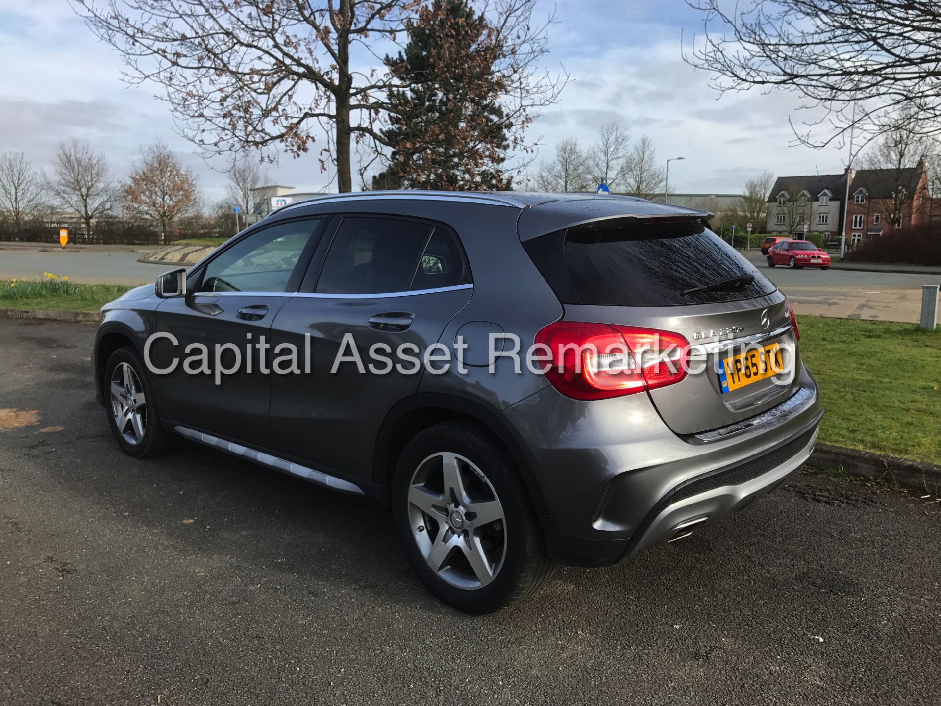 (On Sale) MERCEDES GLA 220d 7G TRONIC "AMG LINE SPORT" 4 MATIC AWD (2016 MODEL) 1 OWNER - HUGE SPEC - Image 5 of 23