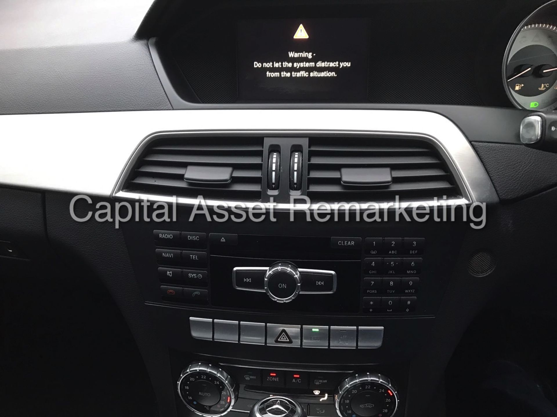 MERCEDES C220CDI AUTO "AMG SPORT PLUS - BLACK EDITION" (13 REG) 1 OWNER - MASSIVE SPEC - SAT NAV!! - Image 11 of 14