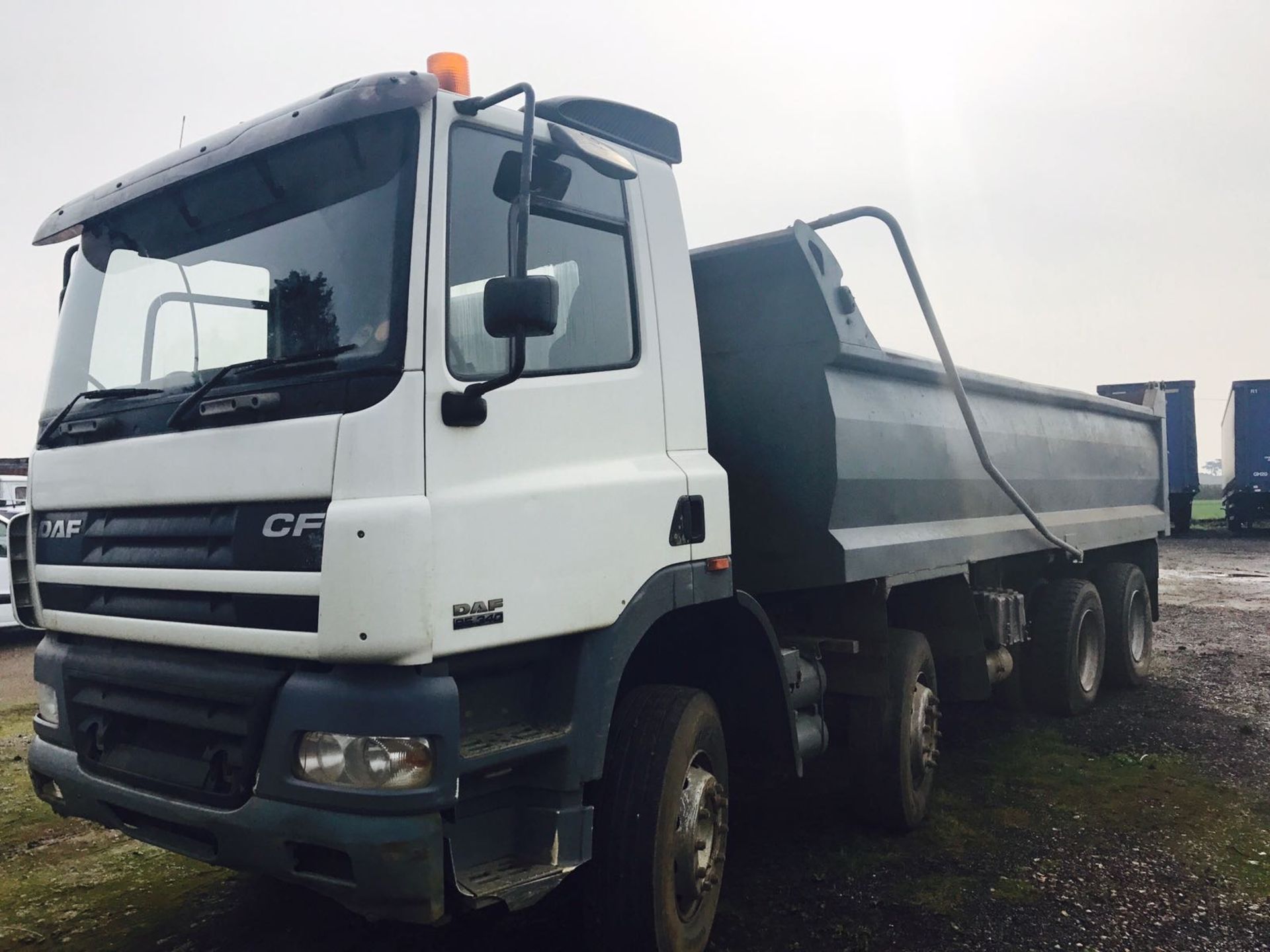 (ON SALE) DAF CF85.340 STEEL BODIED TIPPER - 2006 REG - MANUAL GEARBOX - 32000KG GROSS - 8 WHEELER