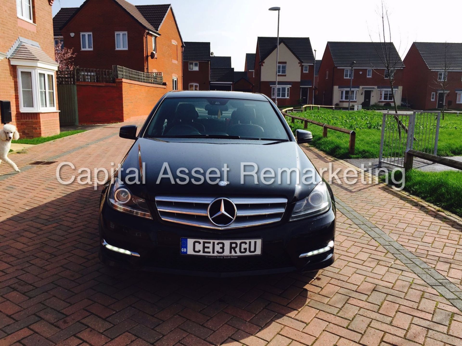 MERCEDES C220CDI AUTO "AMG SPORT PLUS - BLACK EDITION" (13 REG) 1 OWNER - MASSIVE SPEC - SAT NAV!! - Image 2 of 14