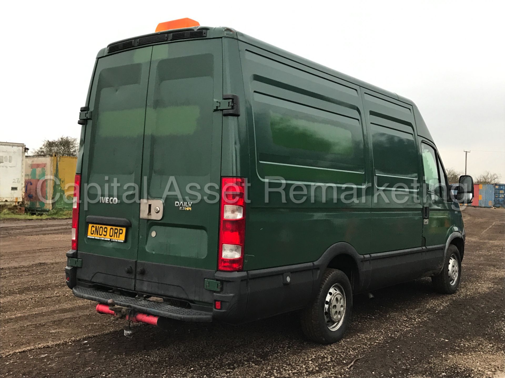 (On Sale) IVECO DAILY 35S12 'MWB HI-ROOF' (2009) '2.3 DIESEL - 120 BHP - 5 SPEED' (1 COMPANY OWNER) - Image 8 of 15