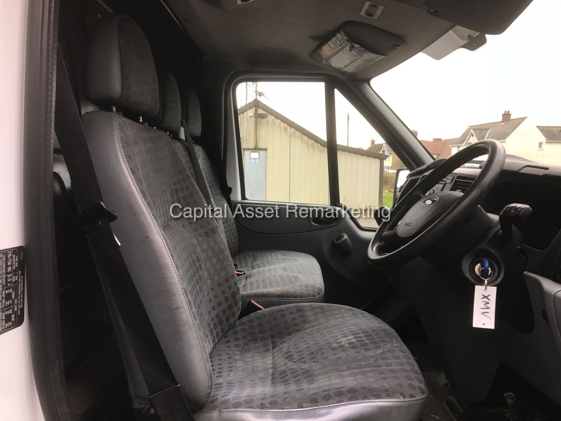 FORD TRANSIT T350L 2.4TDCI LONG WHEEL BASE / HIGH TOP - 1 PREVIOUS OWNER - LOOK - NO VAT!!!! - Image 12 of 14