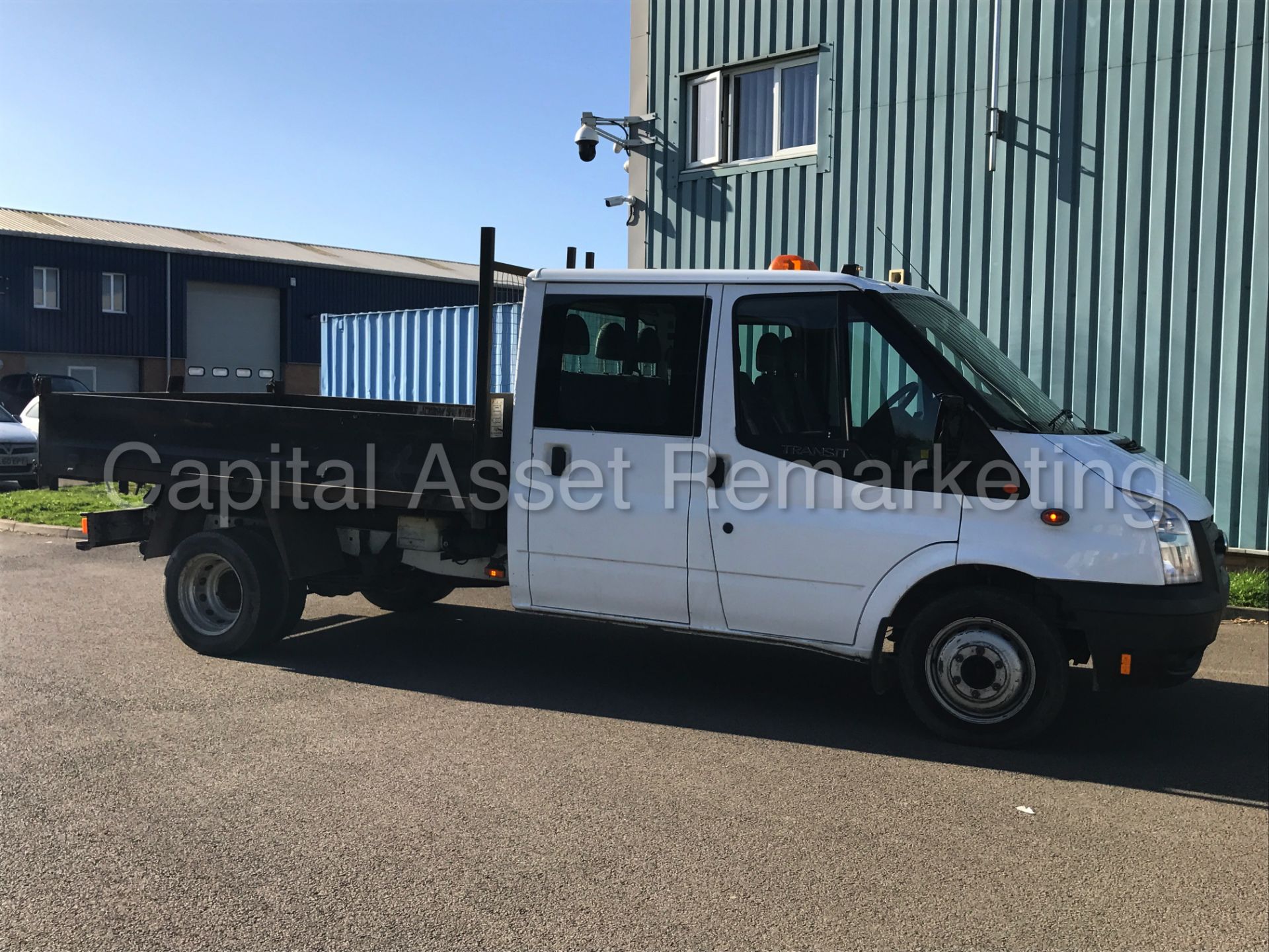 FORD TRANSIT 100 T350 RWD 'D/CAB TIPPER' (2013 MODEL) '2.2 TDCI - 6 SPEED' (1 COMPANY OWNER) - Image 14 of 29