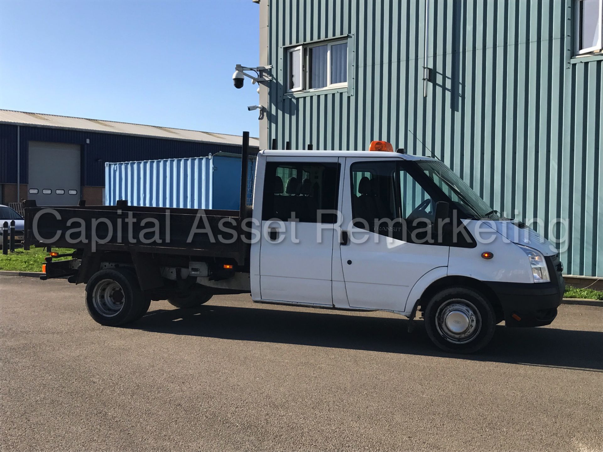 FORD TRANSIT 100 T350 RWD 'D/CAB TIPPER' (2013 MODEL) '2.2 TDCI - 6 SPEED' (1 COMPANY OWNER) - Image 14 of 29