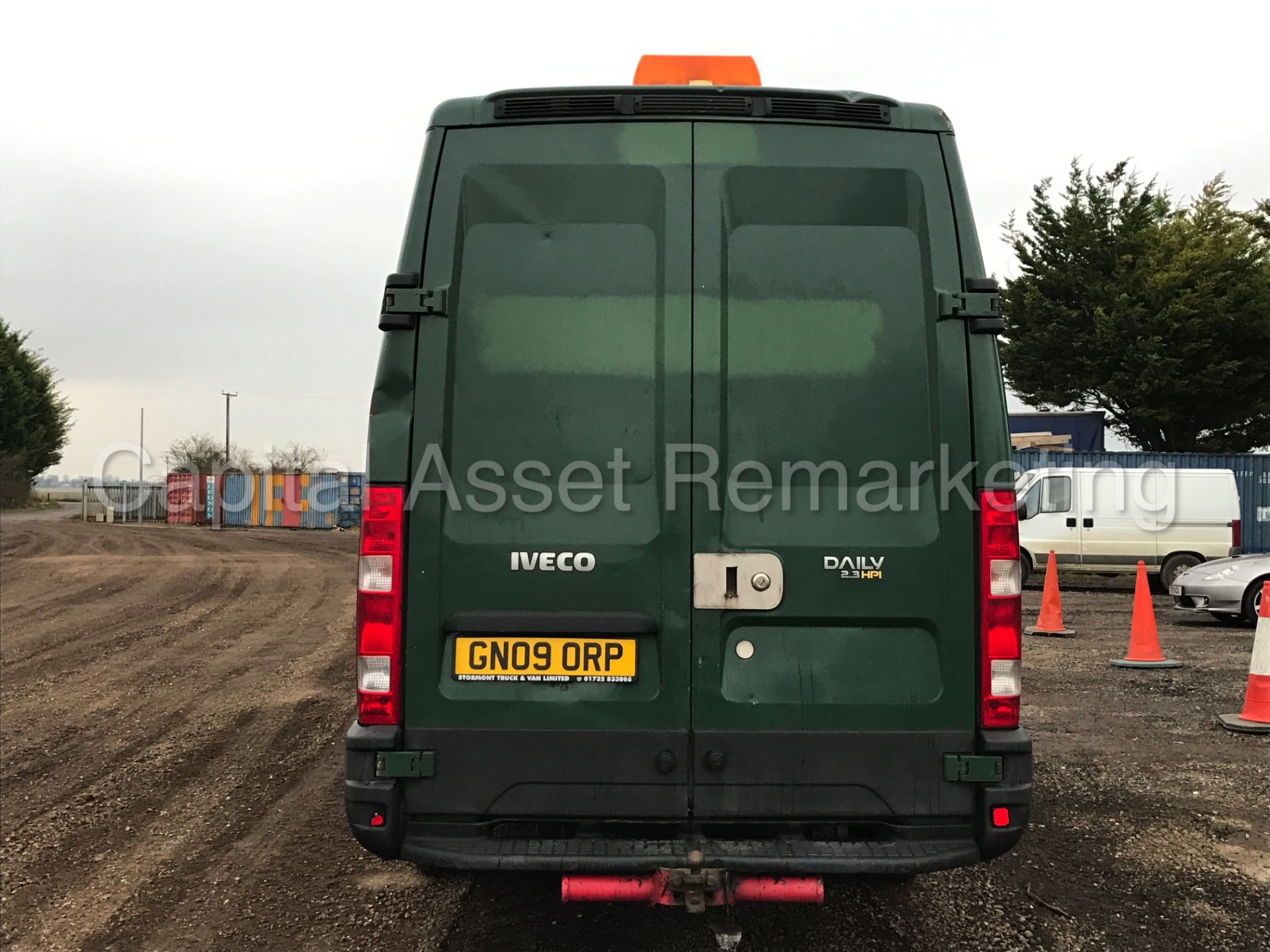 (On Sale) IVECO DAILY 35S12 'MWB HI-ROOF' (2009) '2.3 DIESEL - 120 BHP - 5 SPEED' (1 COMPANY OWNER) - Image 7 of 15