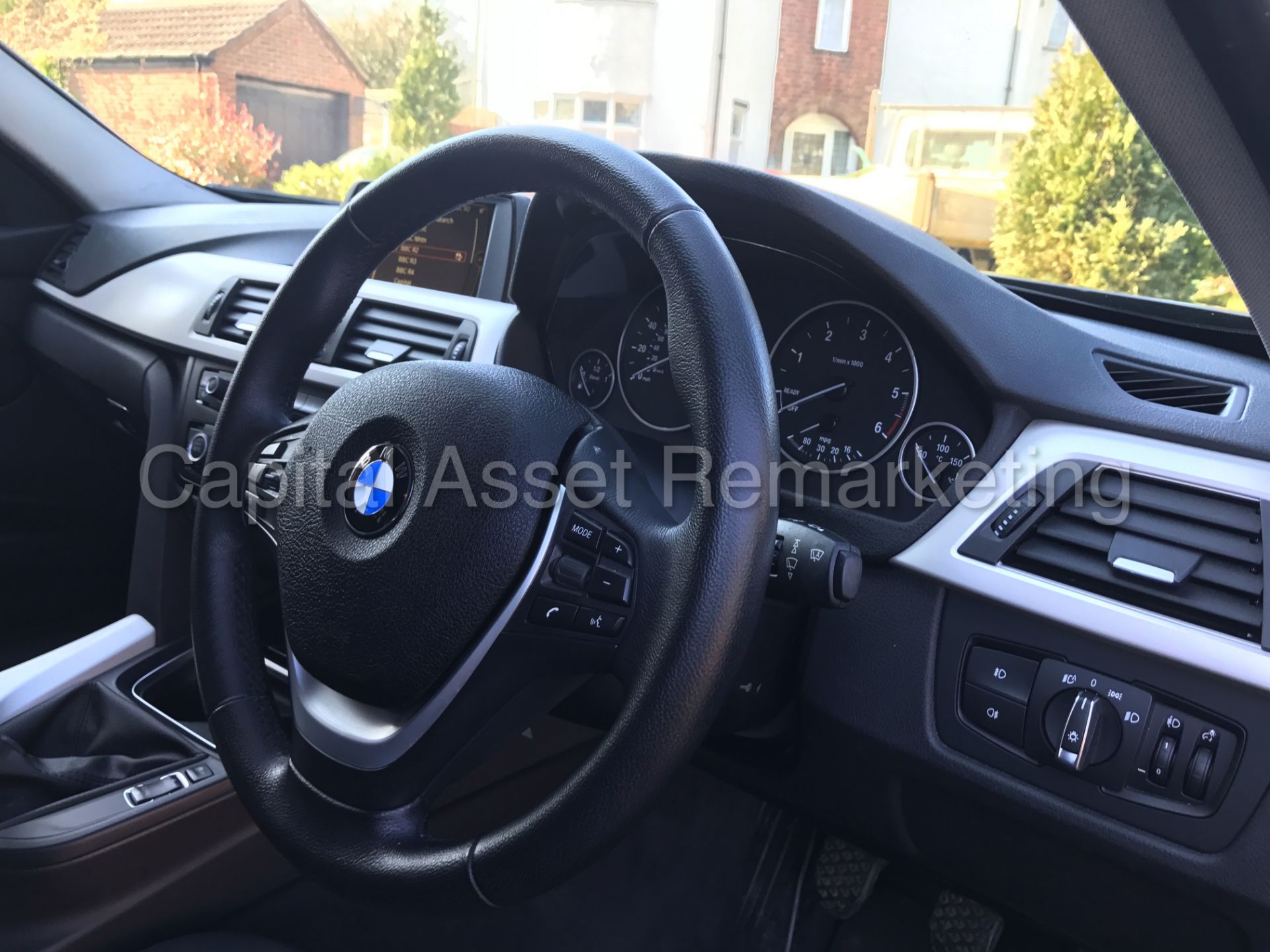 BMW 320d 'EFFICIENT DYNAMICS' TOURING / ESTATE (2014 MODEL) 1 OWNER - MASSIVE SPEC - BLACK - LOOK!!! - Image 26 of 29