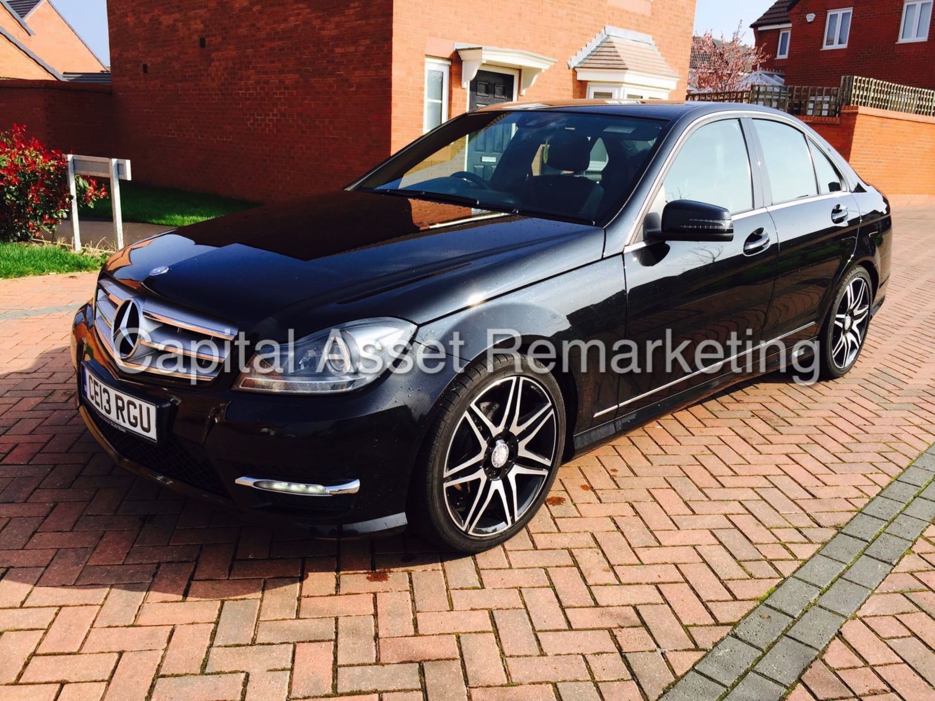 MERCEDES C220CDI AUTO "AMG SPORT PLUS - BLACK EDITION" (13 REG) 1 OWNER - MASSIVE SPEC - SAT NAV!!