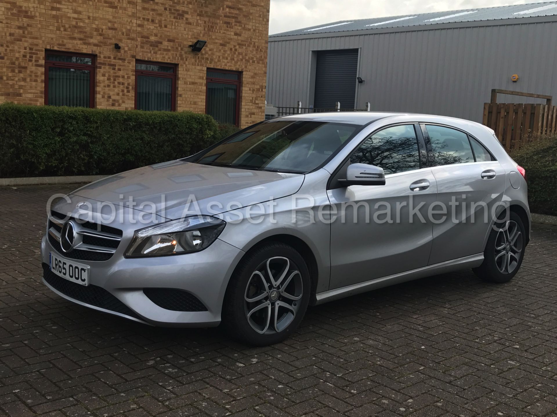 MERCEDES-BENZ A200 CDI 'SPORT EDITION' (2016 MODEL) 'LEATHER - SAT NAV - ECO STOP/START' *HUGE SPEC*